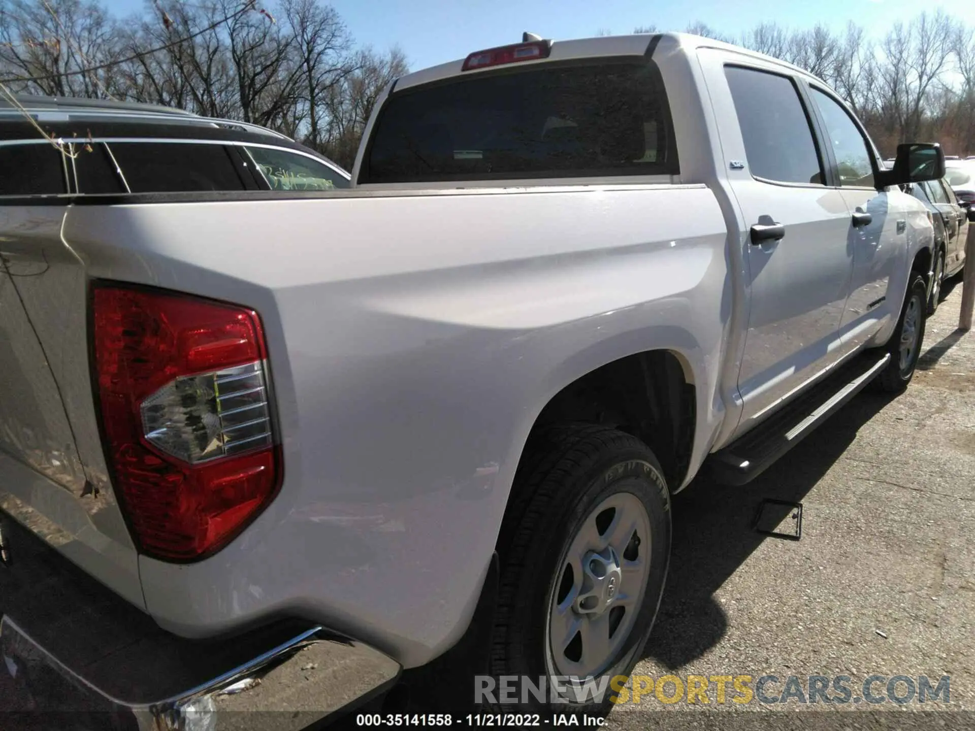 4 Photograph of a damaged car 5TFDY5F14MX019199 TOYOTA TUNDRA 4WD 2021