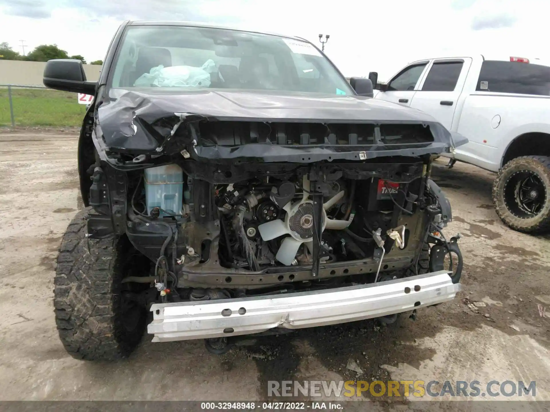 6 Photograph of a damaged car 5TFDY5F15MX958085 TOYOTA TUNDRA 4WD 2021