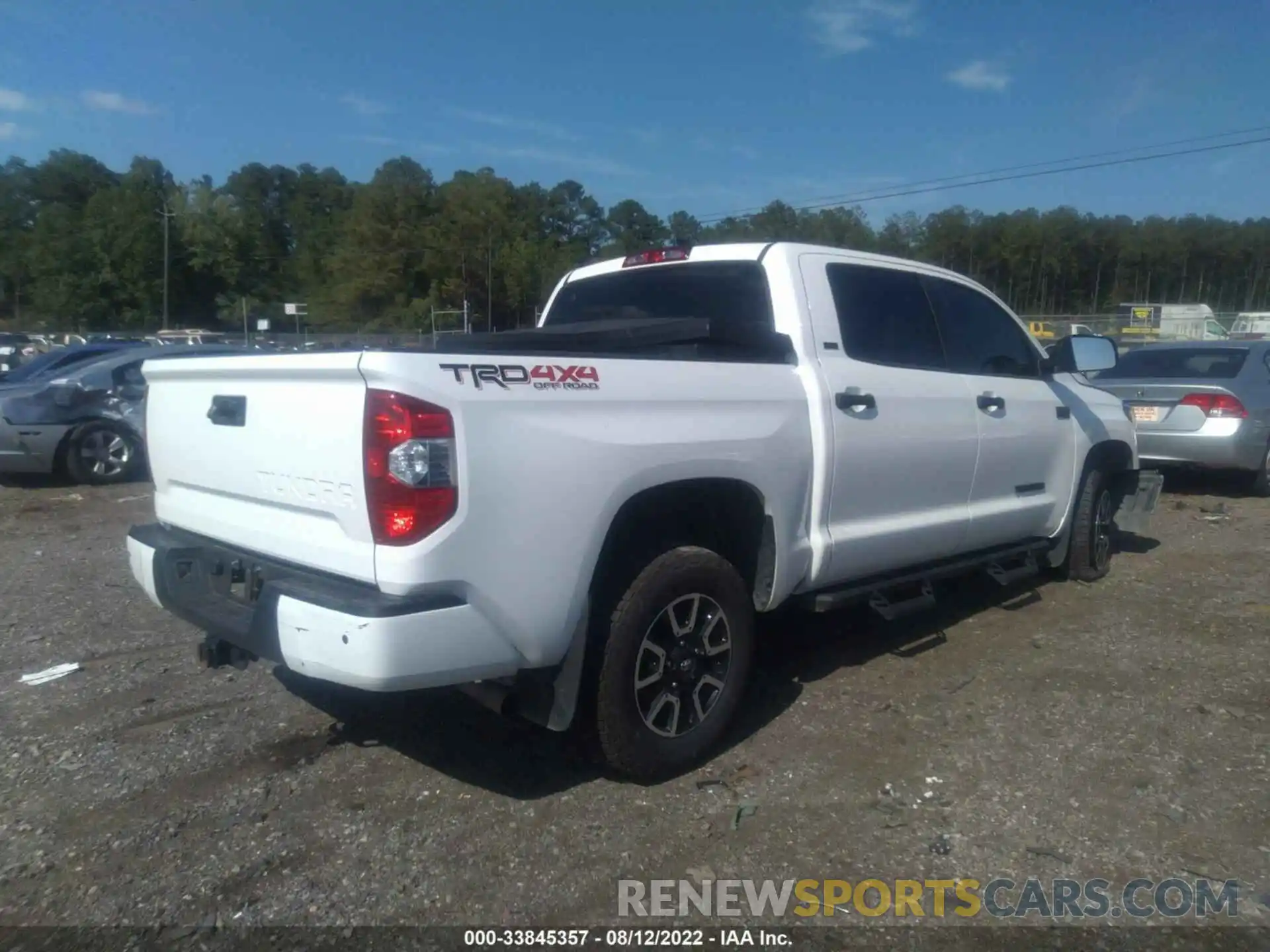 4 Photograph of a damaged car 5TFDY5F15MX961701 TOYOTA TUNDRA 4WD 2021