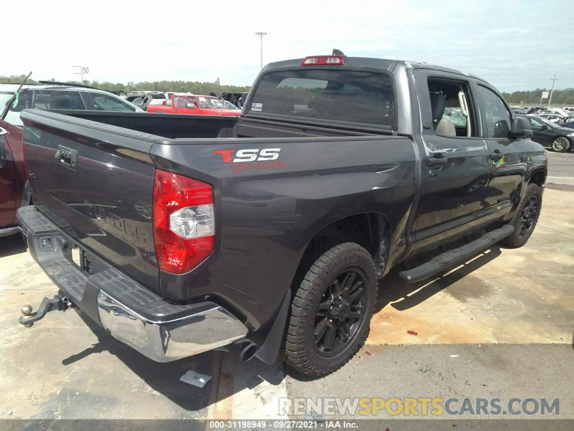 4 Photograph of a damaged car 5TFDY5F16MX956412 TOYOTA TUNDRA 4WD 2021