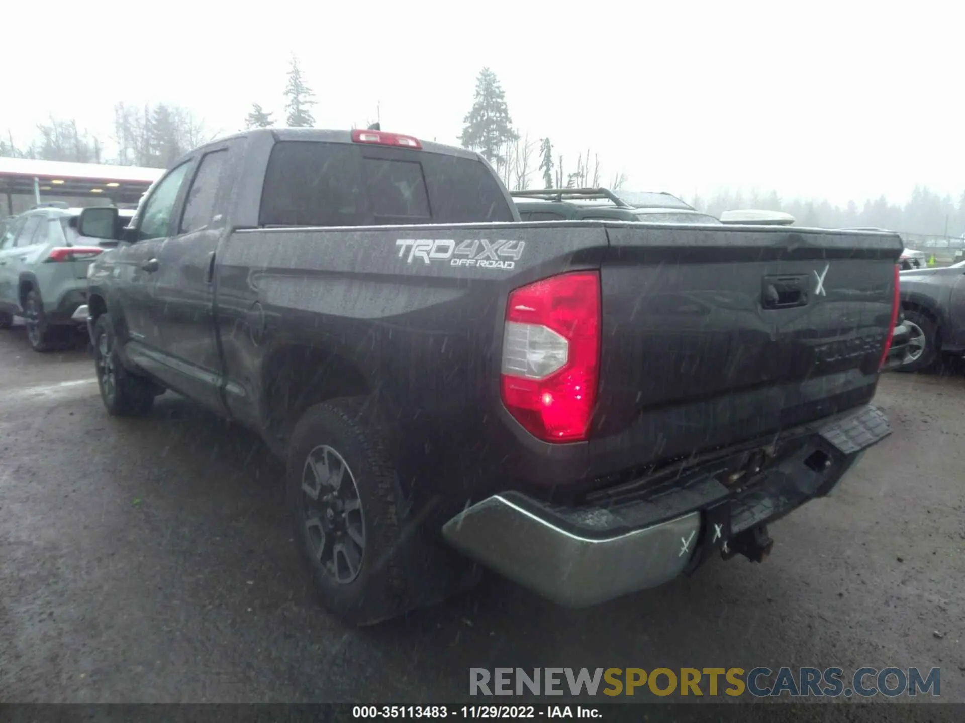 3 Photograph of a damaged car 5TFUY5F19MX964892 TOYOTA TUNDRA 4WD 2021