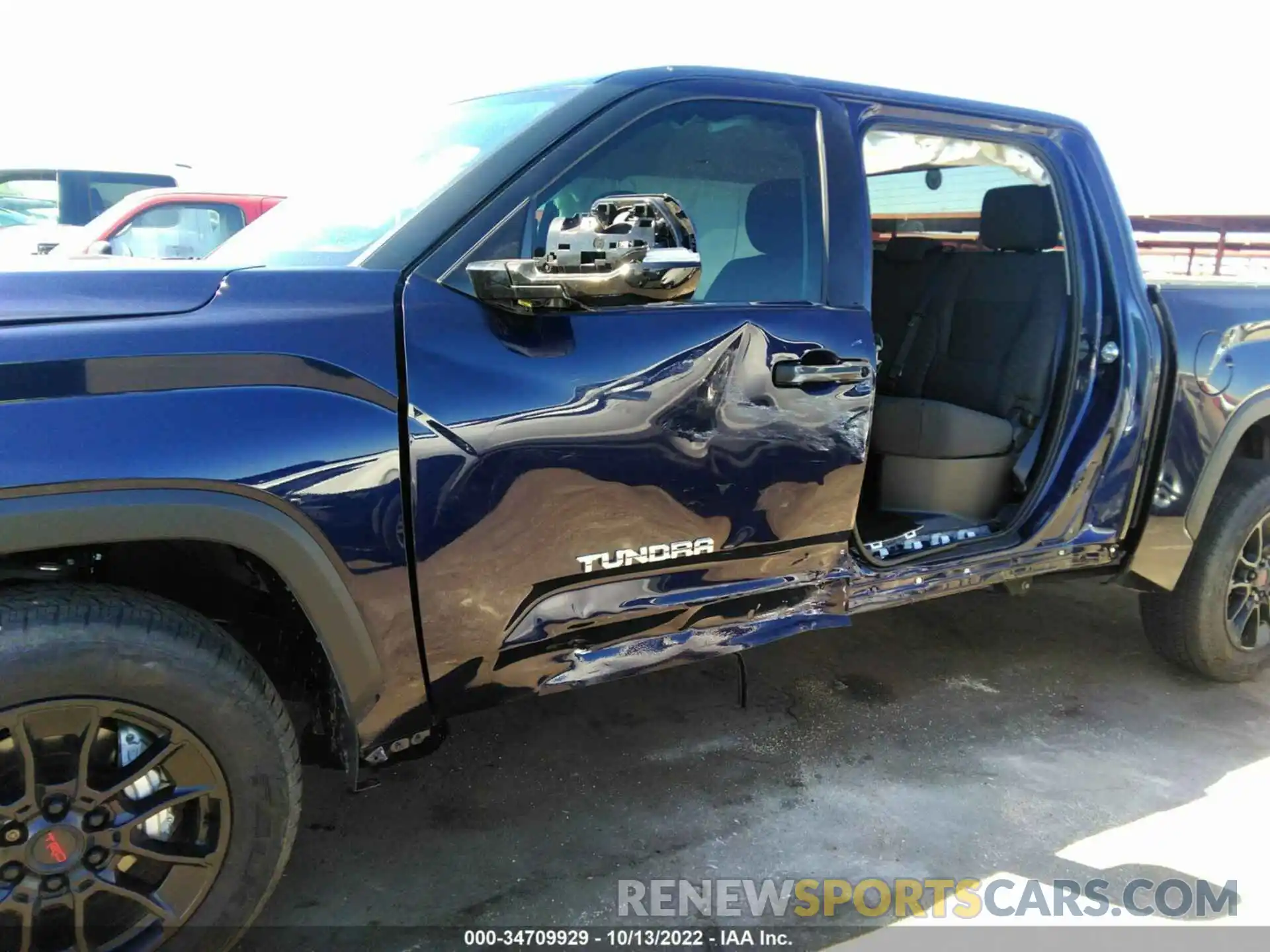 6 Photograph of a damaged car 5TFLA5DB6NX006418 TOYOTA TUNDRA 4WD 2022