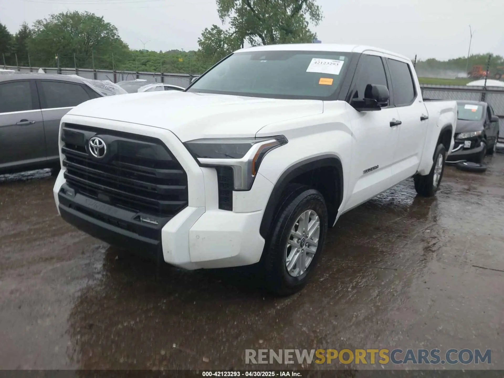 2 Photograph of a damaged car 5TFLA5EC5RX030366 TOYOTA TUNDRA 4WD 2024