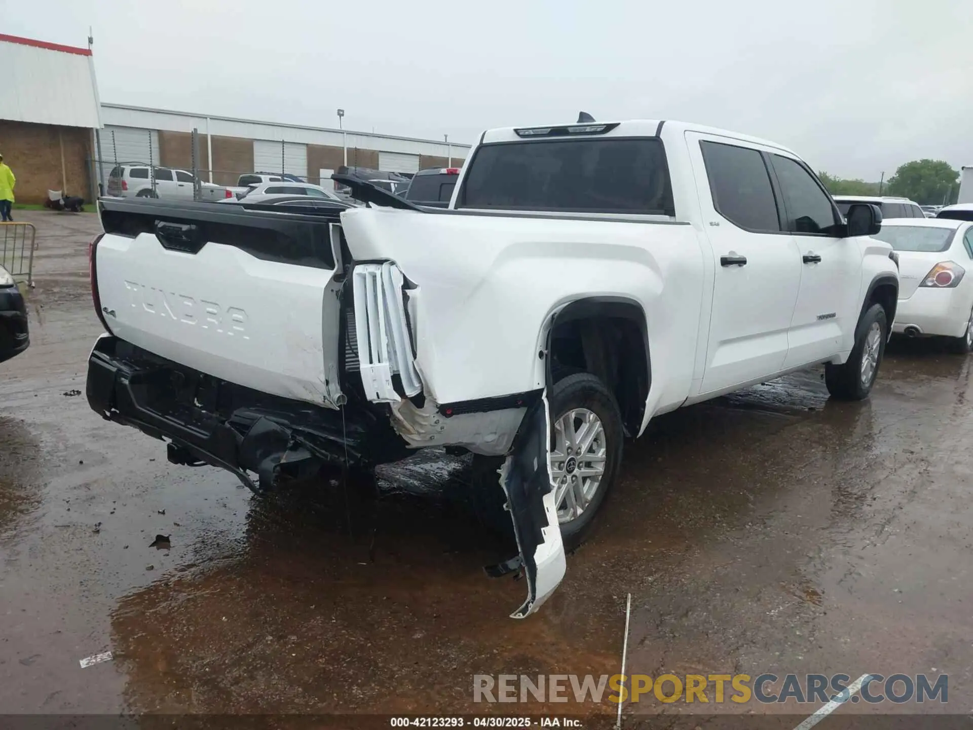 4 Photograph of a damaged car 5TFLA5EC5RX030366 TOYOTA TUNDRA 4WD 2024