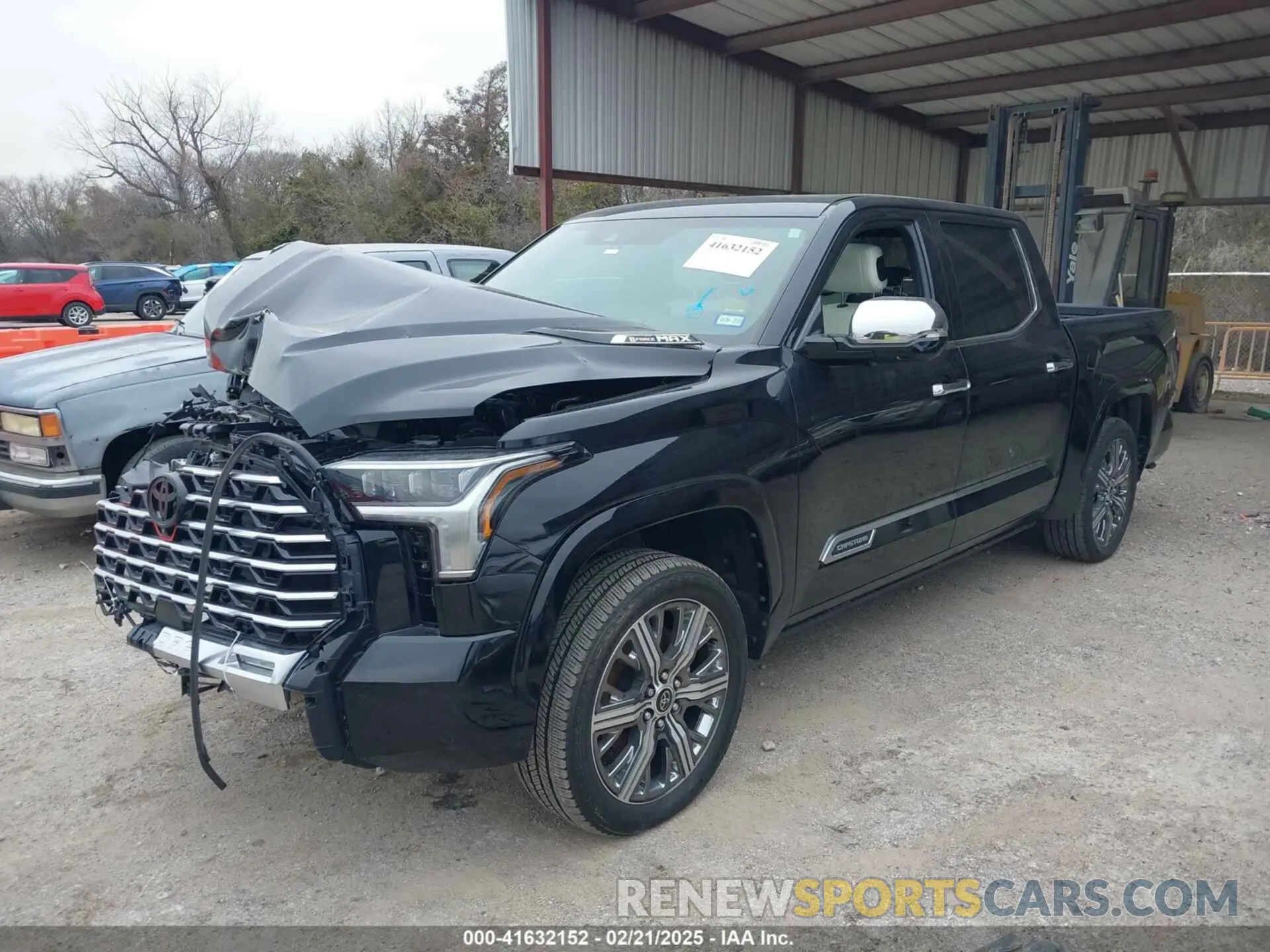 2 Photograph of a damaged car 5TFVC5DB7NX008200 TOYOTA TUNDRA HYBRID 2022