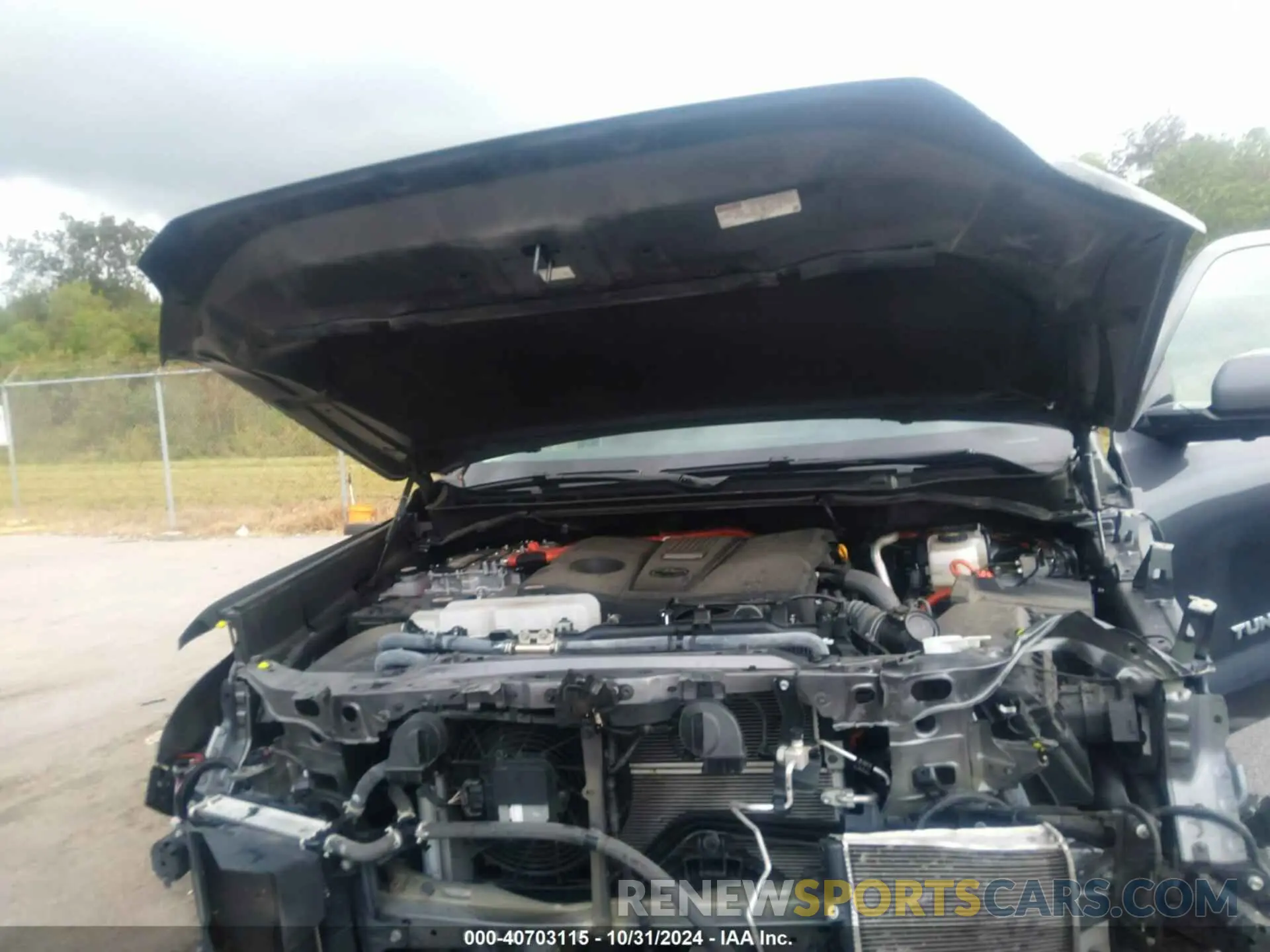 10 Photograph of a damaged car 5TFJC5ABXPX002798 TOYOTA TUNDRA HYBRID 2023