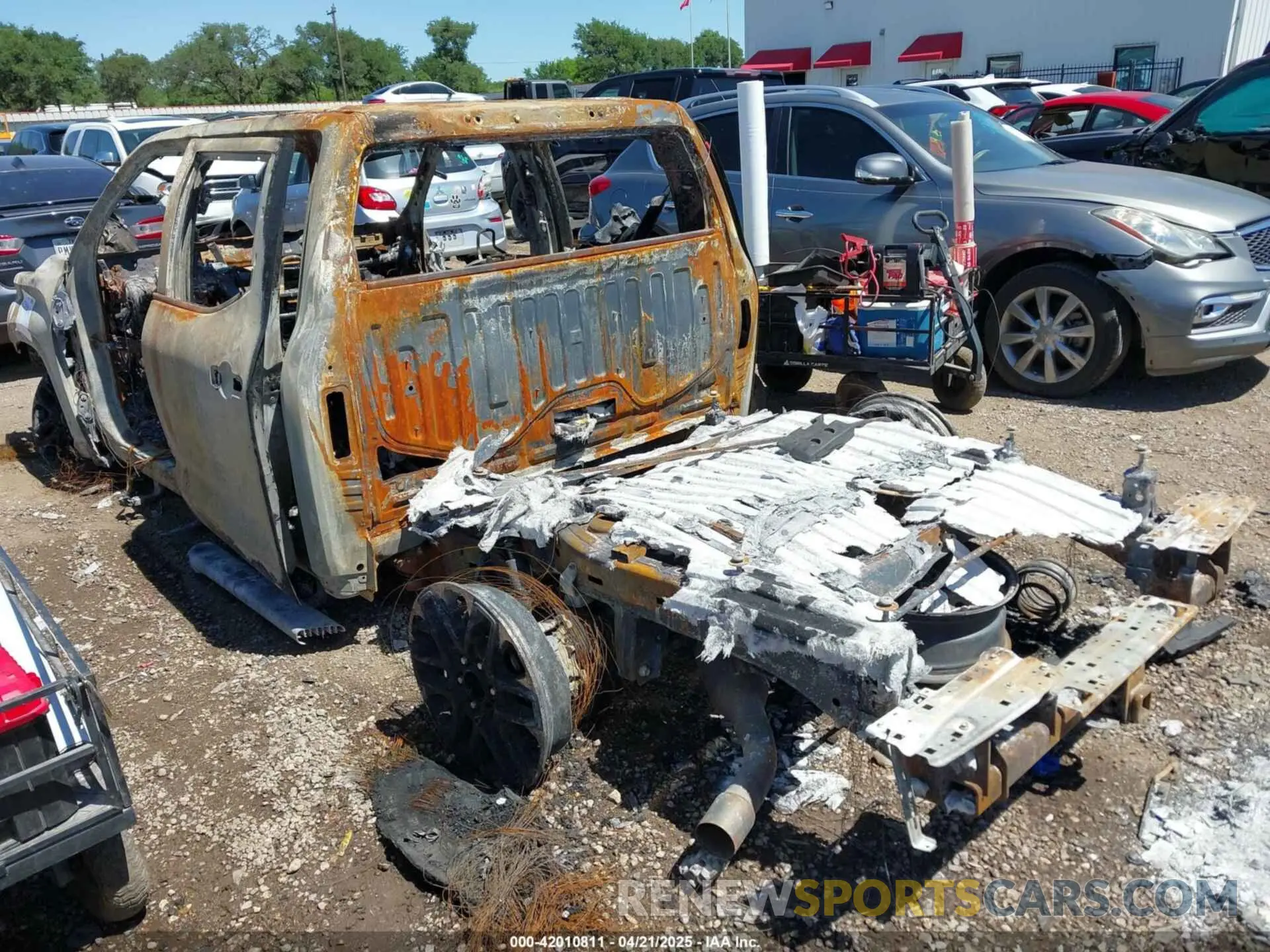 3 Photograph of a damaged car 5TFJC5DB8PX037920 TOYOTA TUNDRA HYBRID 2023