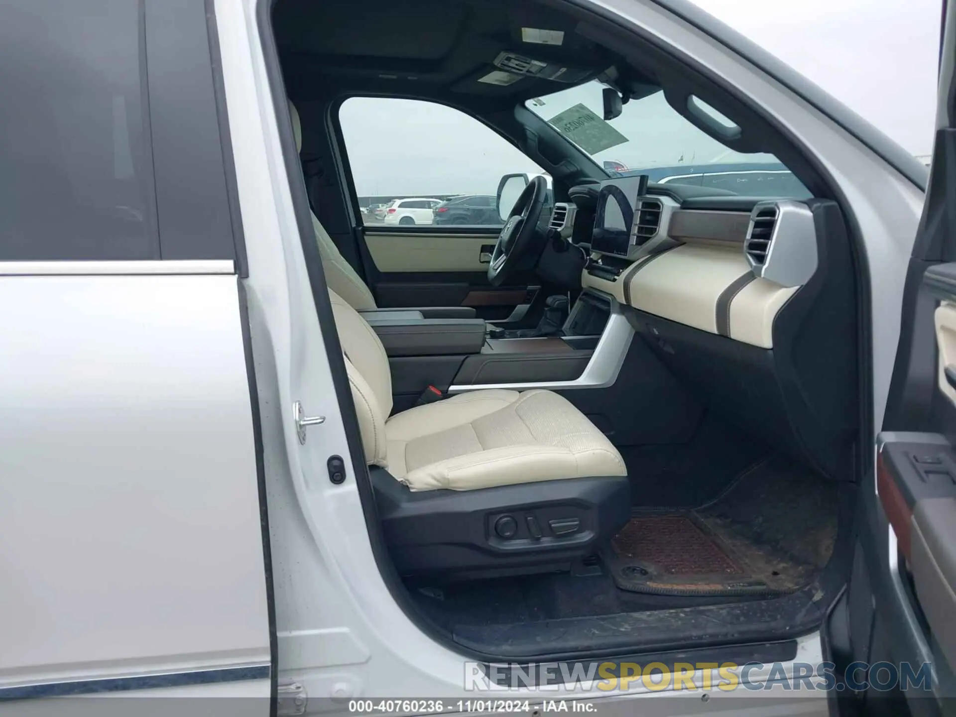 5 Photograph of a damaged car 5TFMC5DB0PX017979 TOYOTA TUNDRA HYBRID 2023