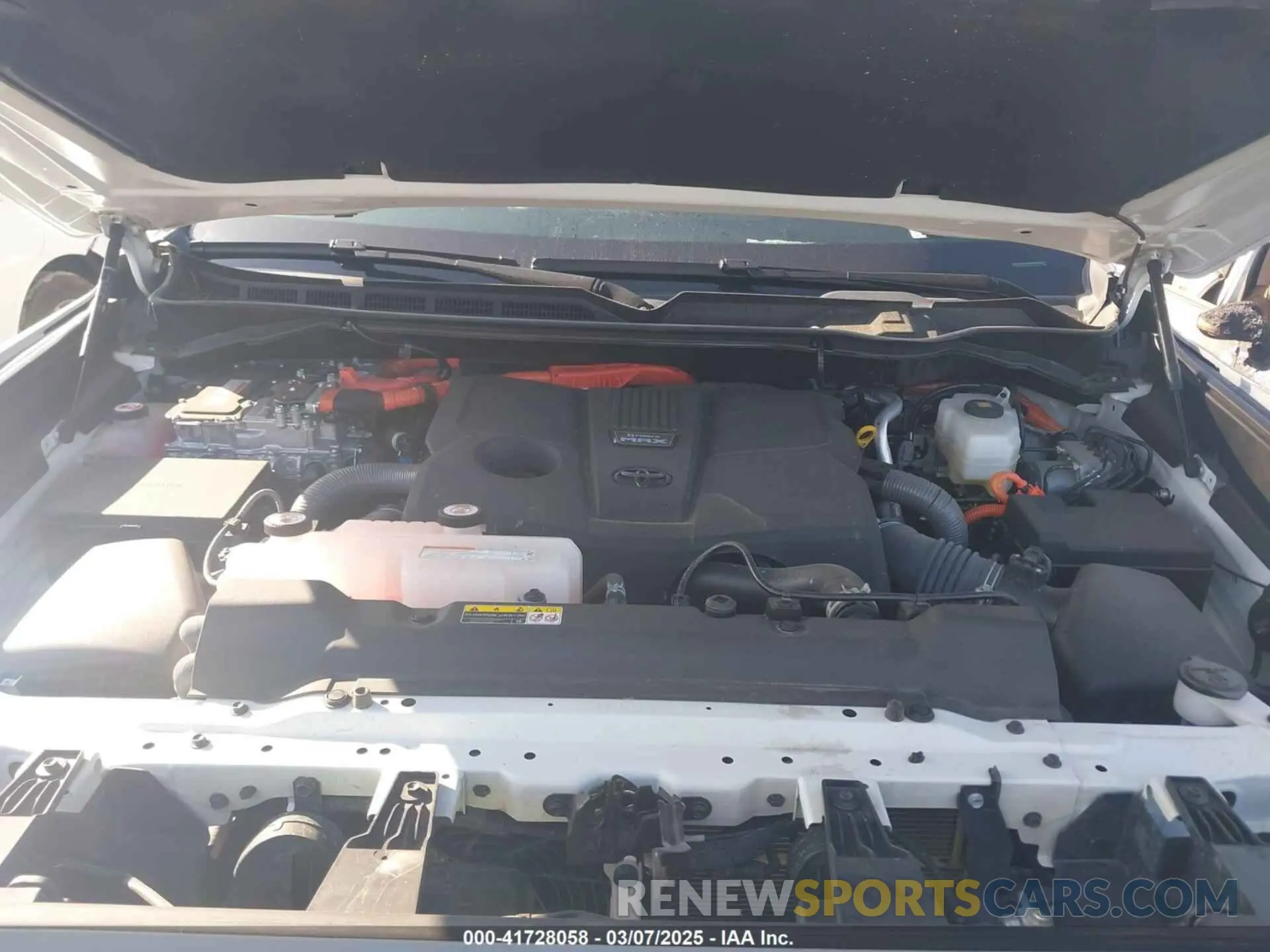 10 Photograph of a damaged car 5TFMC5DB5PX036351 TOYOTA TUNDRA HYBRID 2023