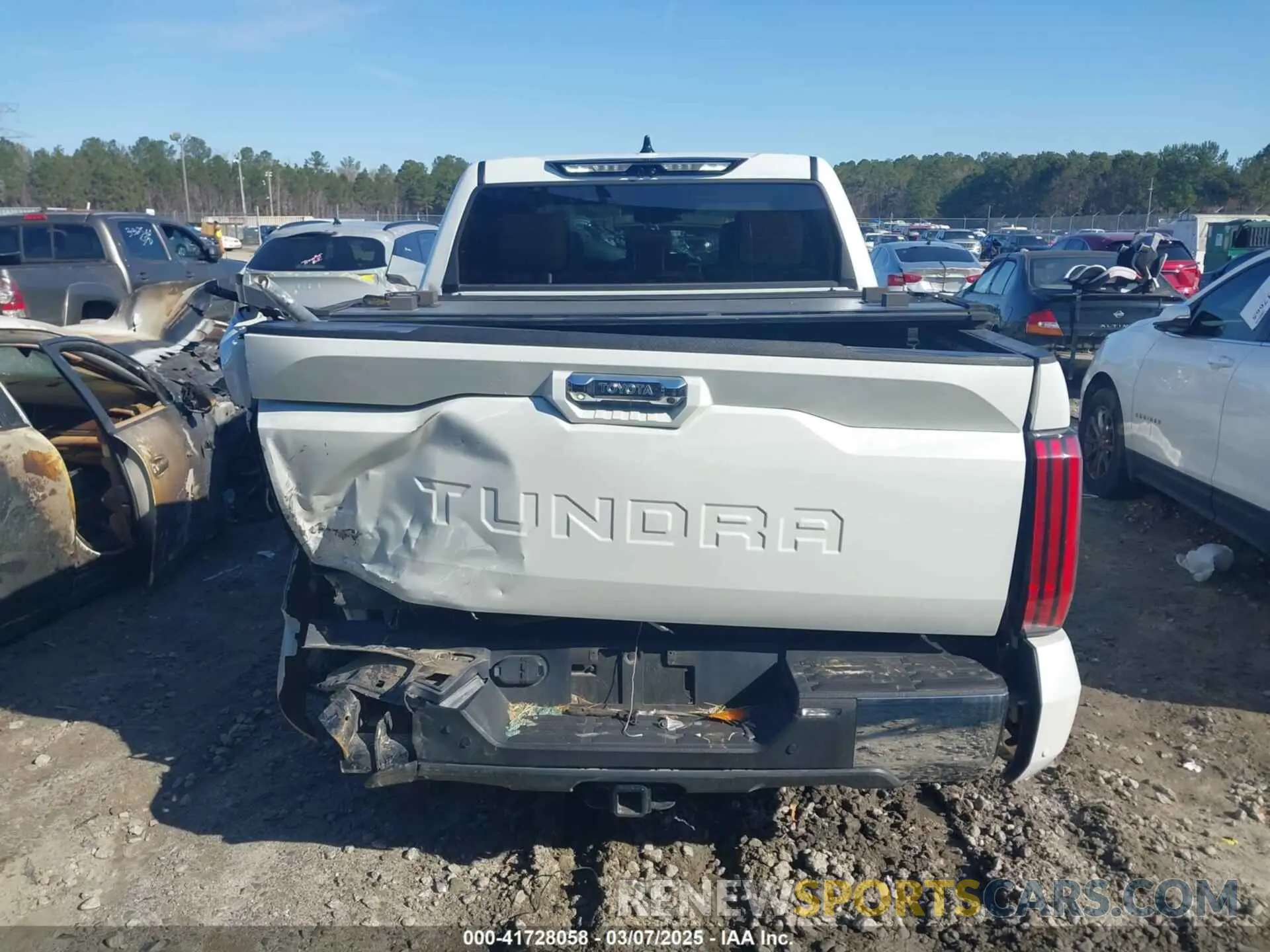 16 Photograph of a damaged car 5TFMC5DB5PX036351 TOYOTA TUNDRA HYBRID 2023
