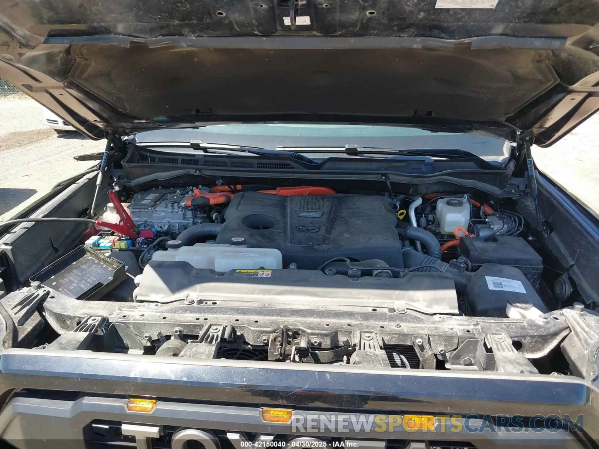 10 Photograph of a damaged car 5TFPC5DB4PX020316 TOYOTA TUNDRA HYBRID 2023