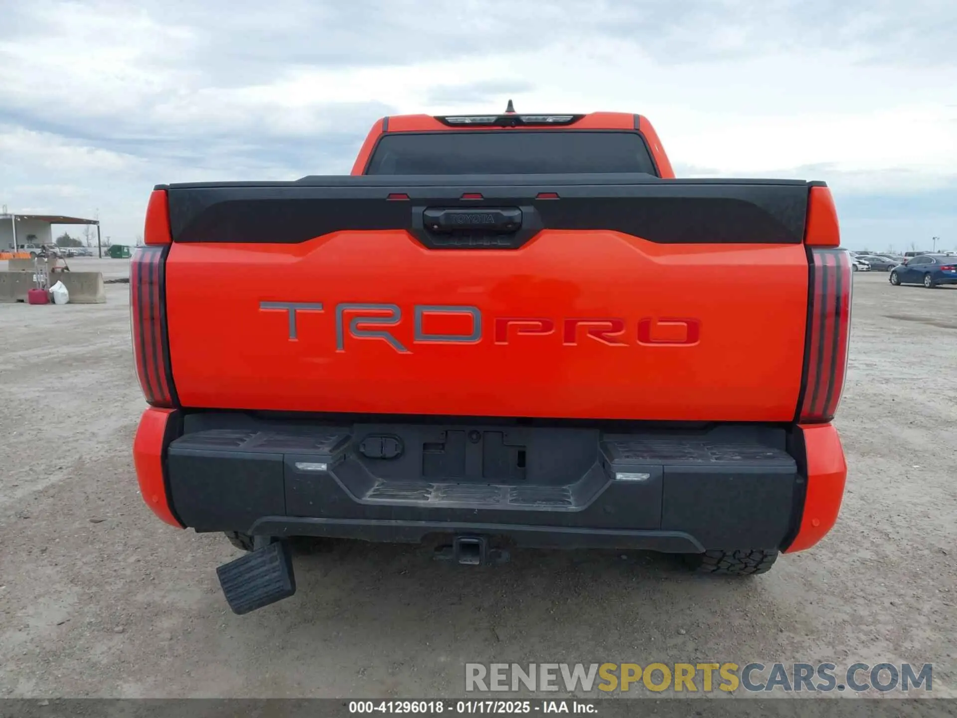 16 Photograph of a damaged car 5TFPC5DB6PX036291 TOYOTA TUNDRA HYBRID 2023