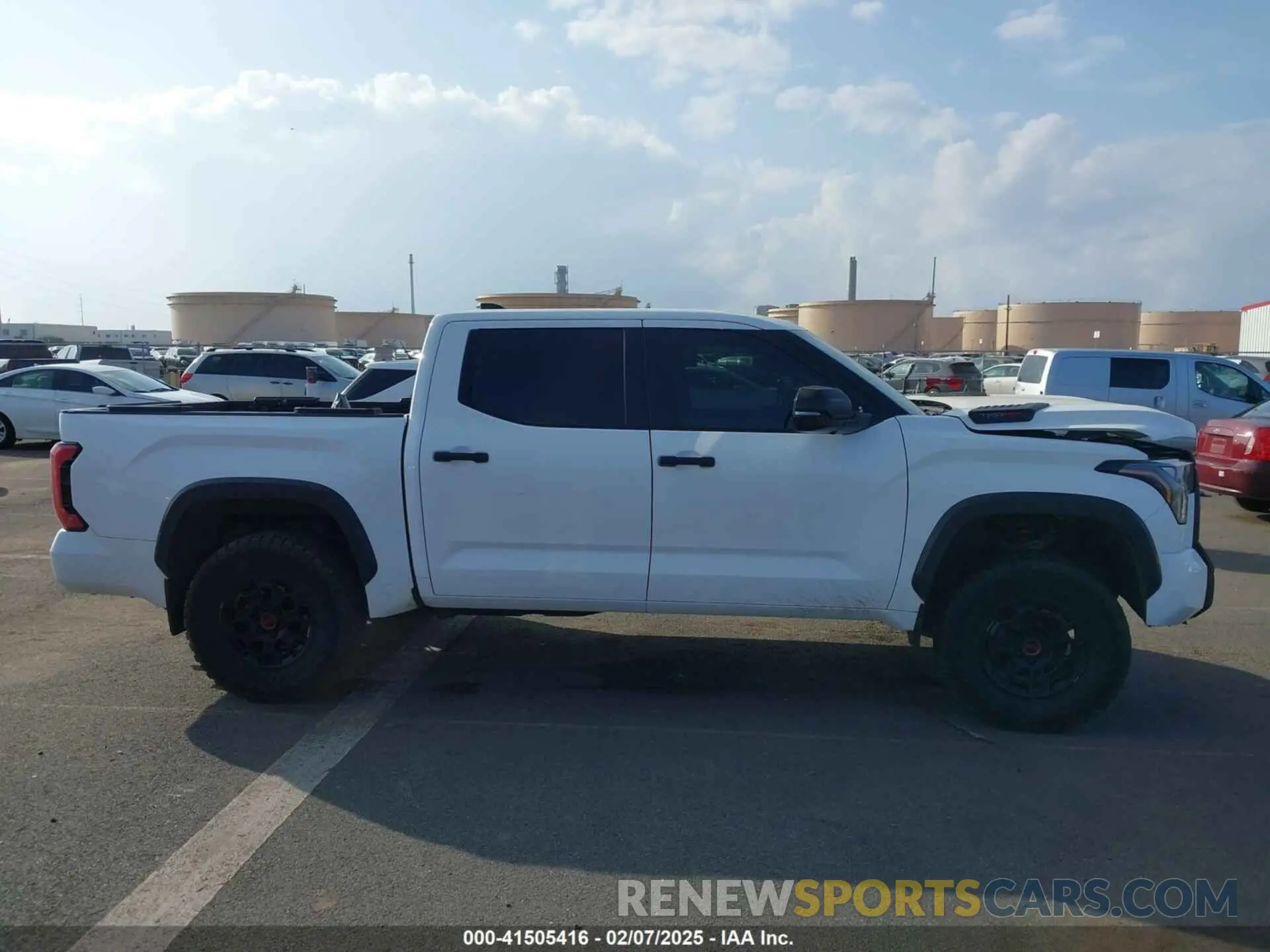 13 Photograph of a damaged car 5TFPC5DB7PX027499 TOYOTA TUNDRA HYBRID 2023