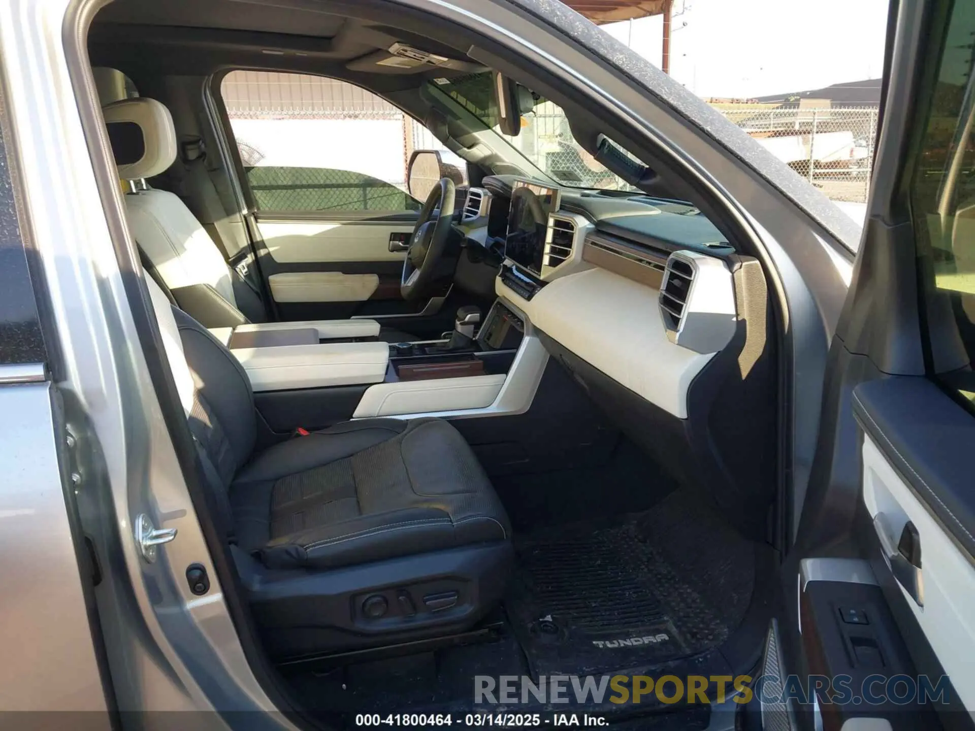 5 Photograph of a damaged car 5TFVC5DB1PX035041 TOYOTA TUNDRA HYBRID 2023