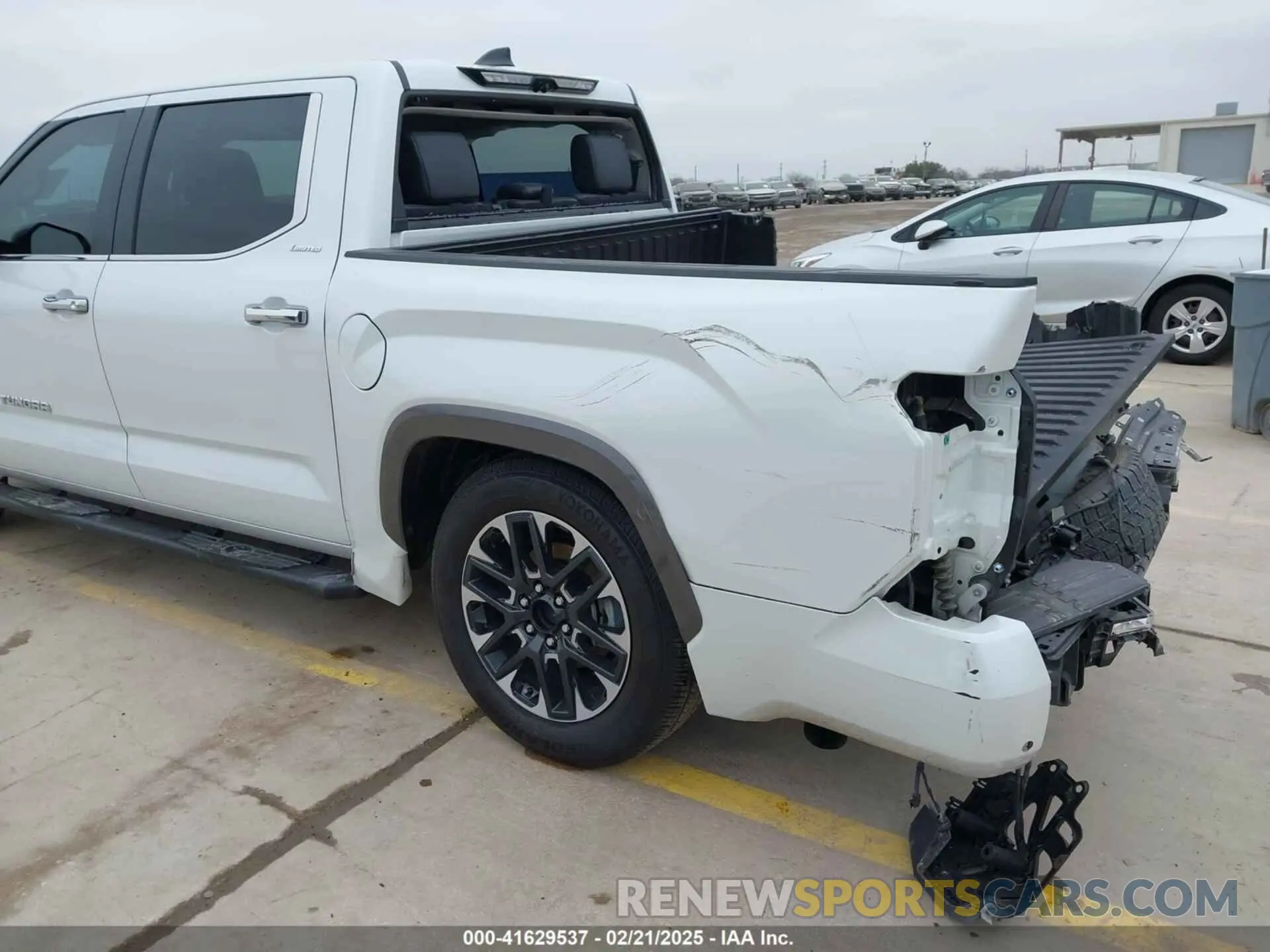 18 Photograph of a damaged car 5TFJC5DB1RX051970 TOYOTA TUNDRA HYBRID 2024