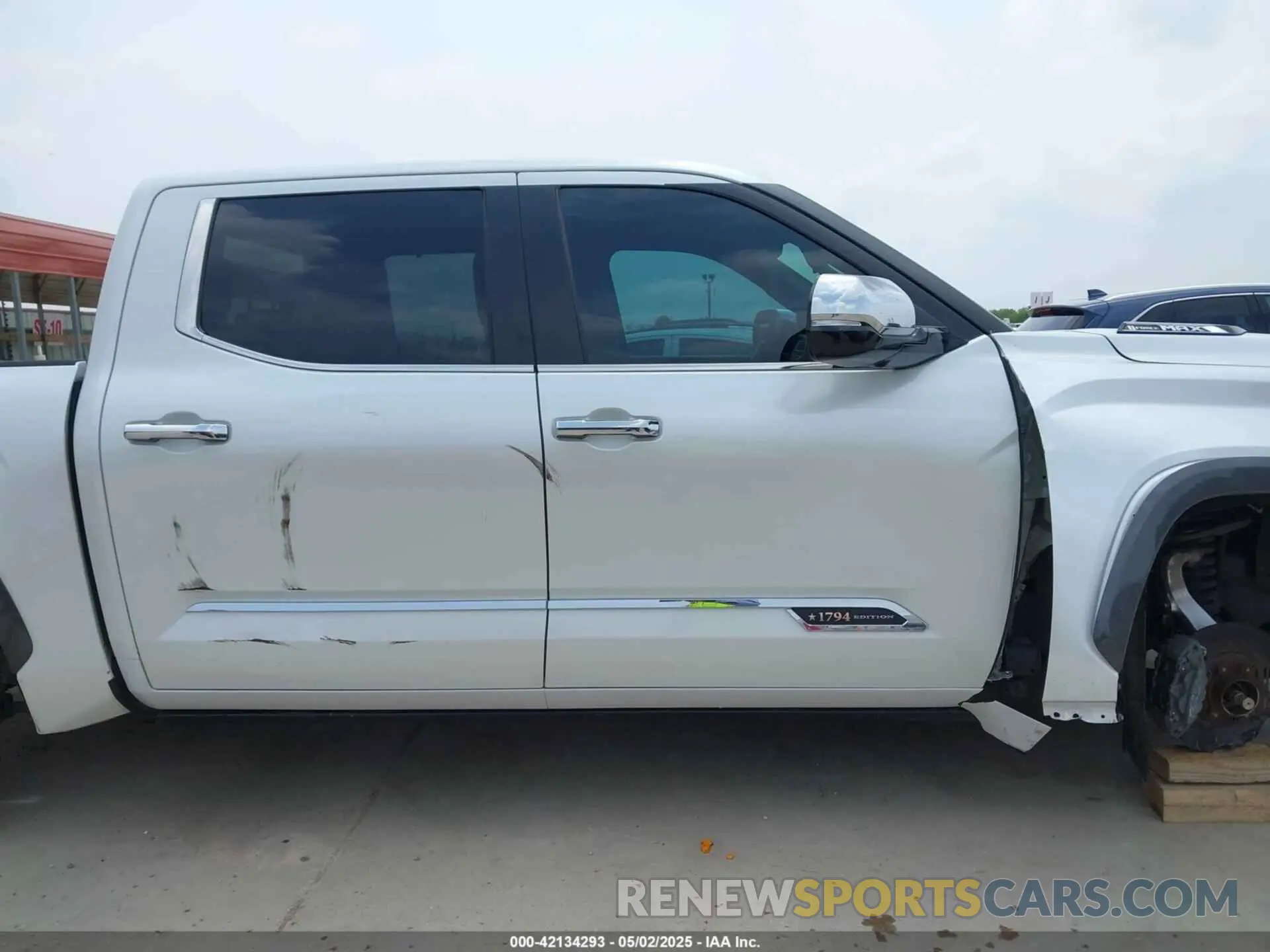14 Photograph of a damaged car 5TFMC5DB0RX048023 TOYOTA TUNDRA HYBRID 2024