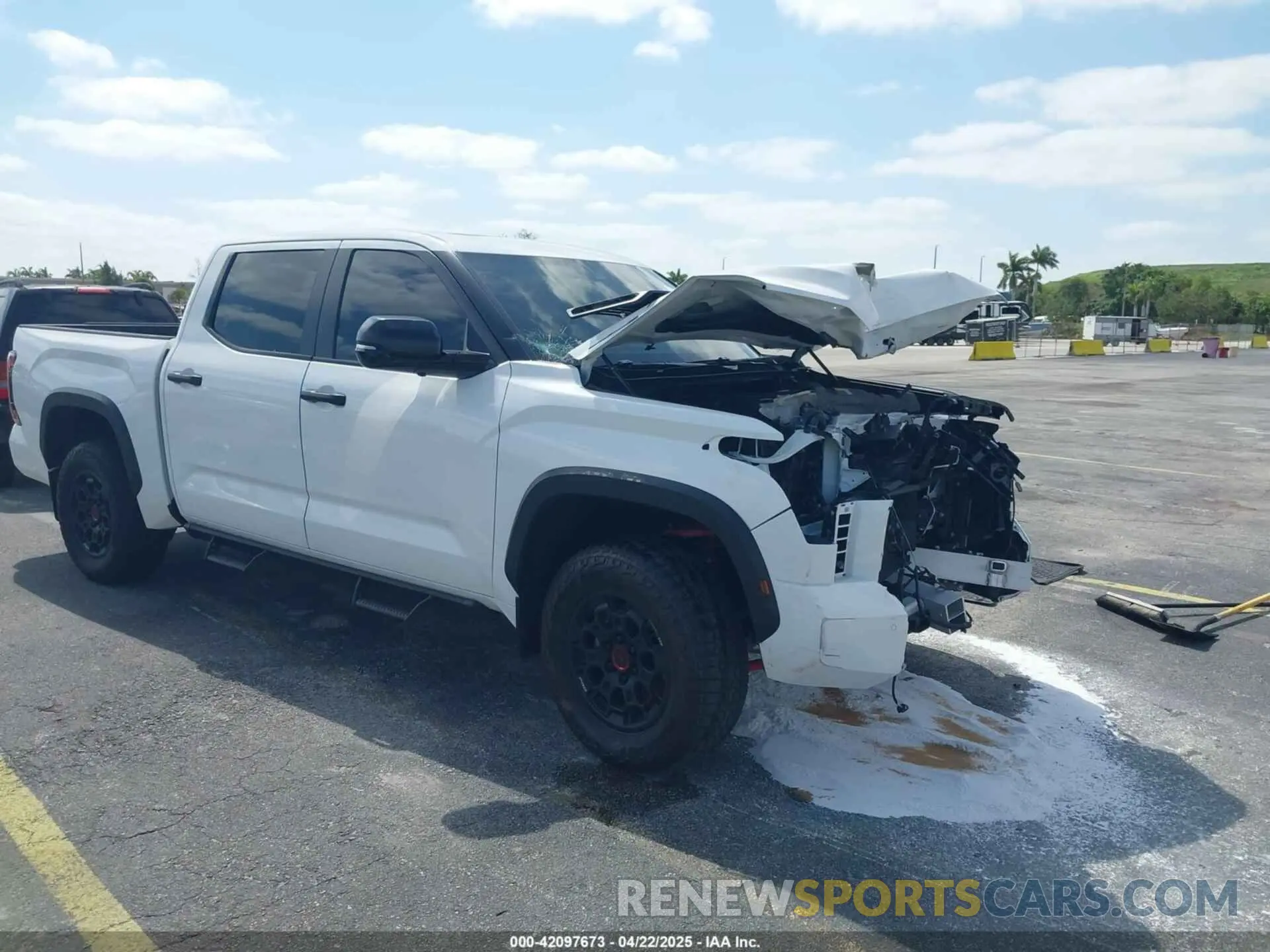 1 Photograph of a damaged car 5TFPC5DB4RX064903 TOYOTA TUNDRA HYBRID 2024