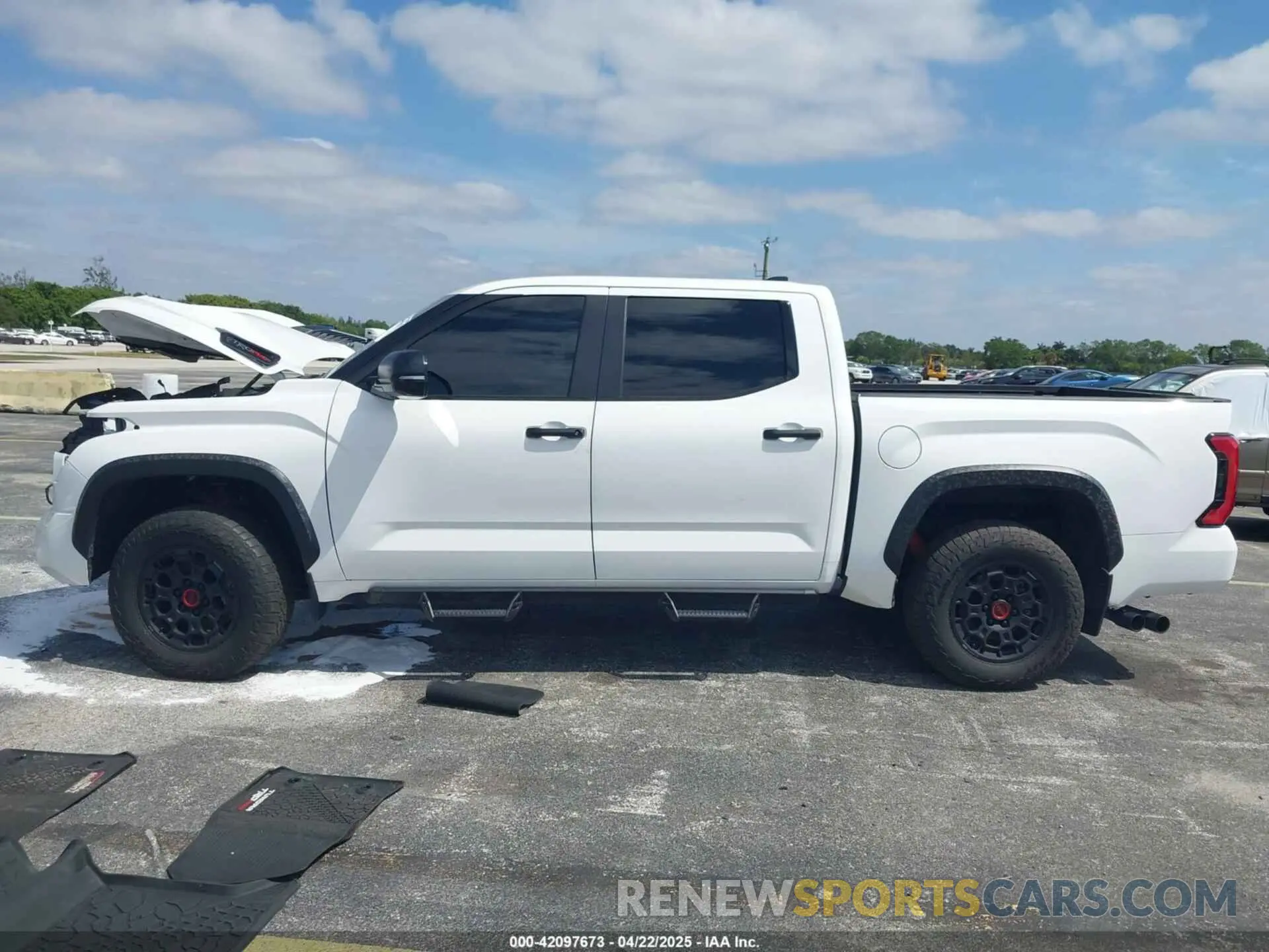 15 Photograph of a damaged car 5TFPC5DB4RX064903 TOYOTA TUNDRA HYBRID 2024