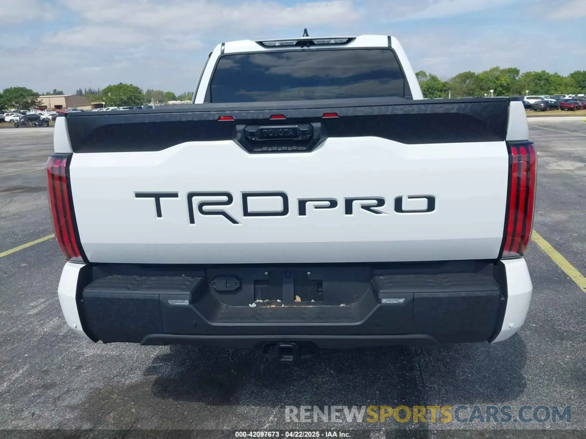 17 Photograph of a damaged car 5TFPC5DB4RX064903 TOYOTA TUNDRA HYBRID 2024