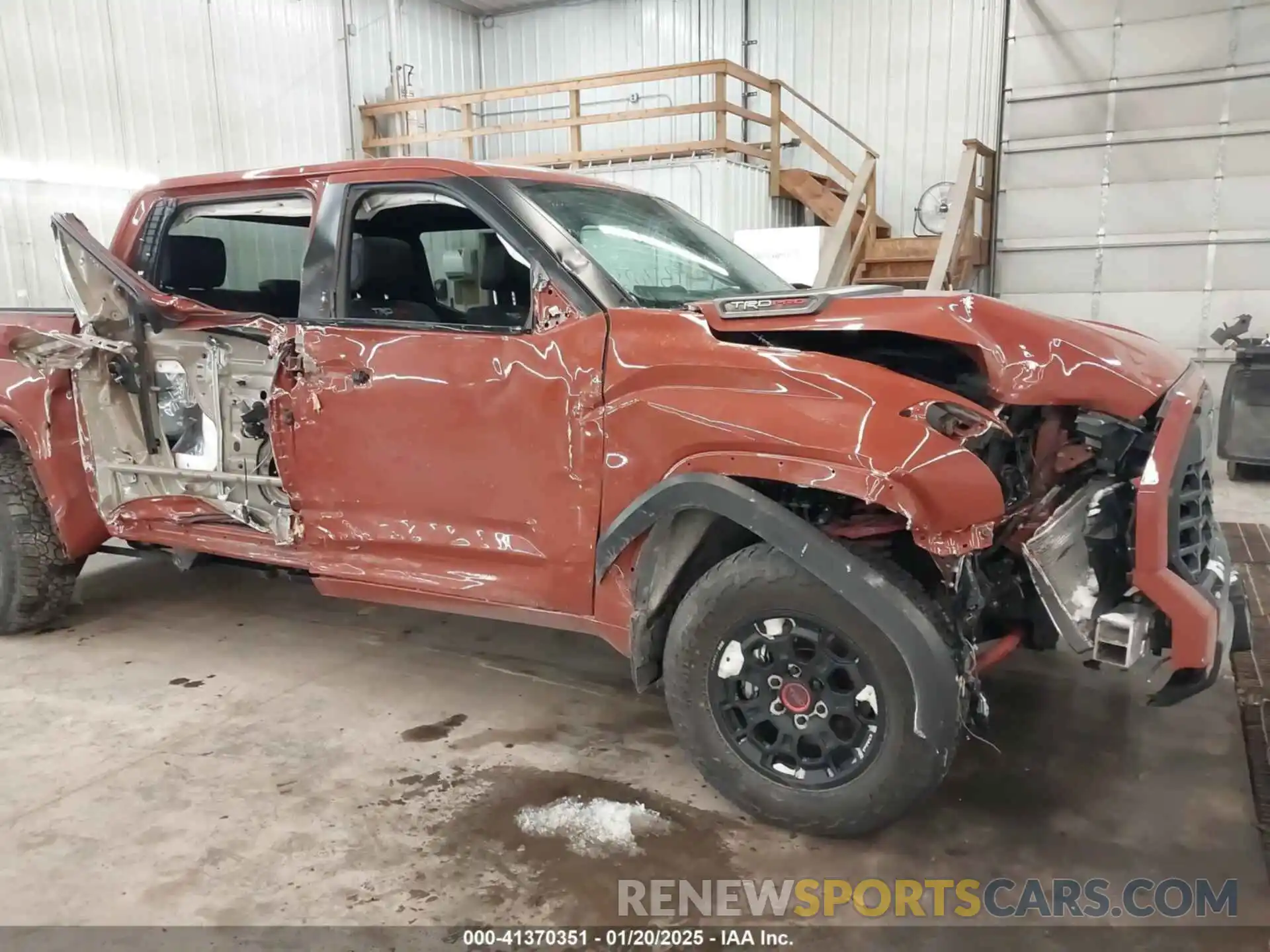 18 Photograph of a damaged car 5TFPC5DB7RX056553 TOYOTA TUNDRA HYBRID 2024