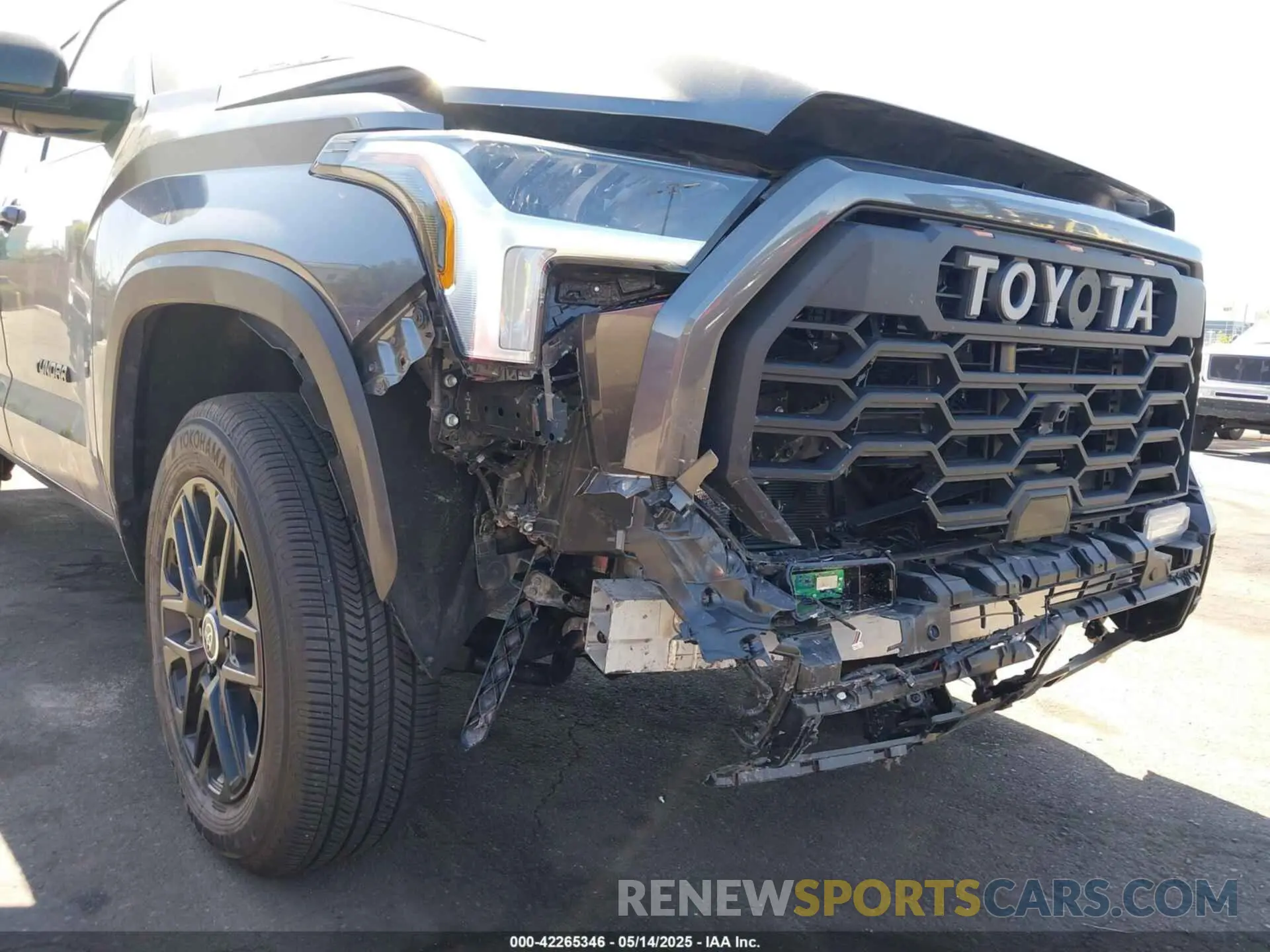 6 Photograph of a damaged car 5TFWC5DB5RX059978 TOYOTA TUNDRA HYBRID 2024