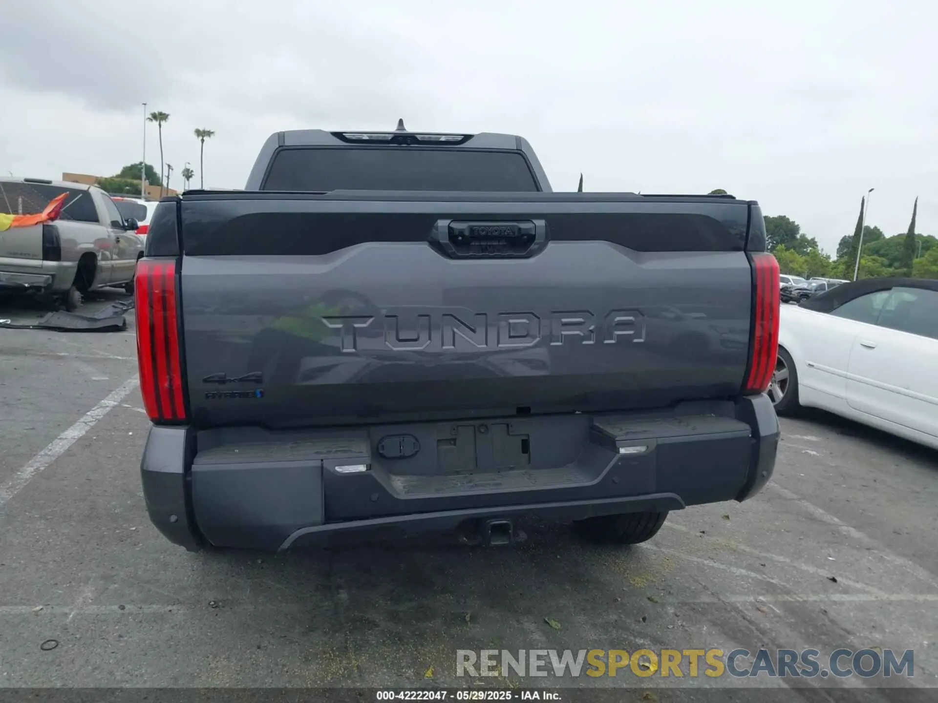 16 Photograph of a damaged car 5TFWC5DBXRX046918 TOYOTA TUNDRA HYBRID 2024