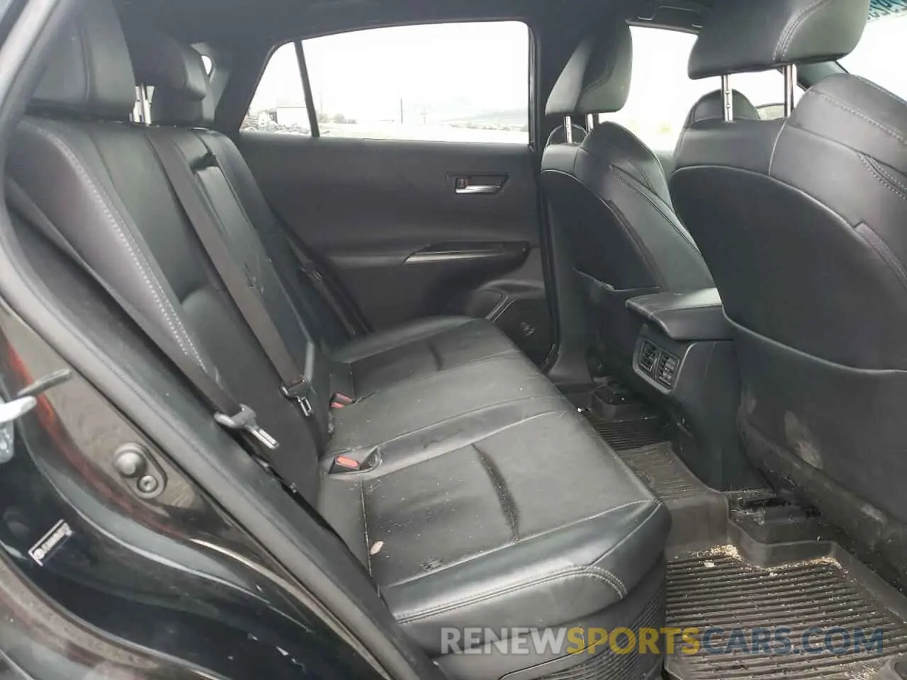 11 Photograph of a damaged car JTEAAAAH0MJ001107 TOYOTA VENZA 2021
