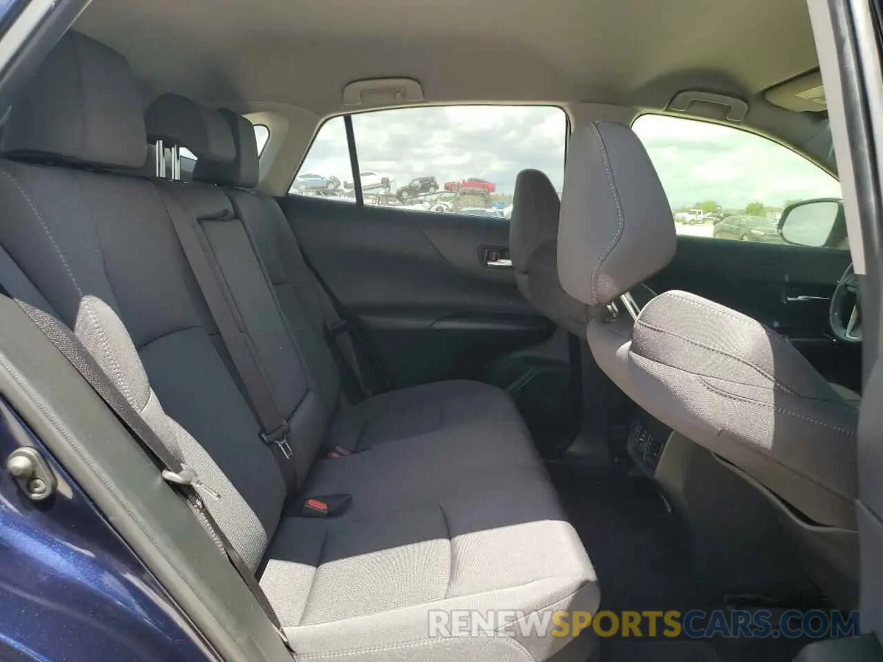 10 Photograph of a damaged car JTEAAAAH0MJ003228 TOYOTA VENZA 2021