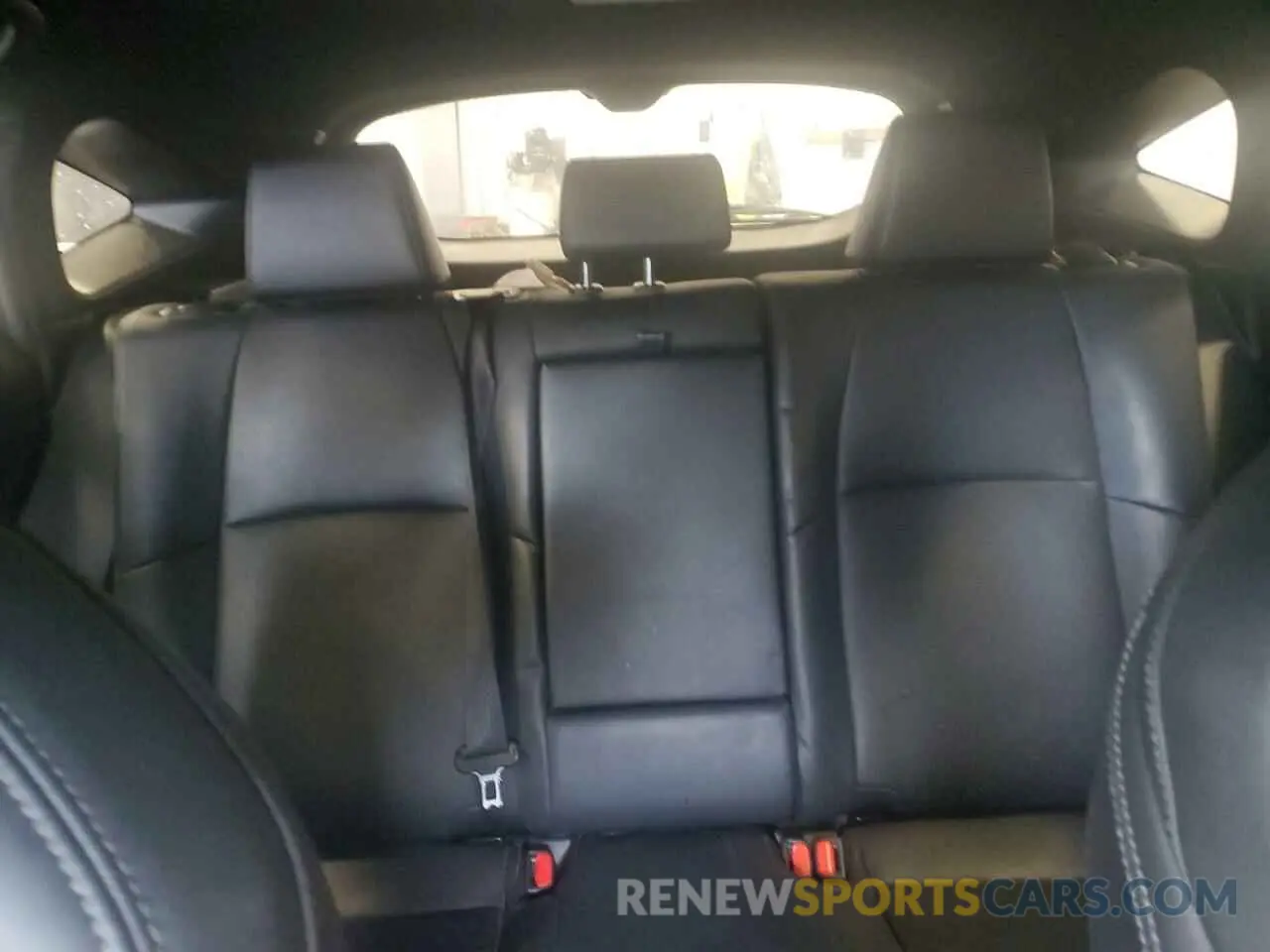 10 Photograph of a damaged car JTEAAAAH0MJ010843 TOYOTA VENZA 2021