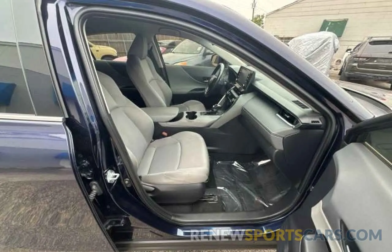 5 Photograph of a damaged car JTEAAAAH0MJ011684 TOYOTA VENZA 2021
