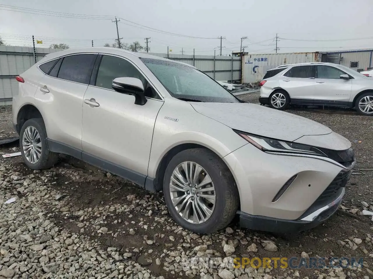 4 Photograph of a damaged car JTEAAAAH0MJ015542 TOYOTA VENZA 2021