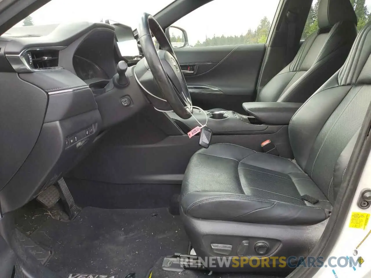 7 Photograph of a damaged car JTEAAAAH0MJ016092 TOYOTA VENZA 2021