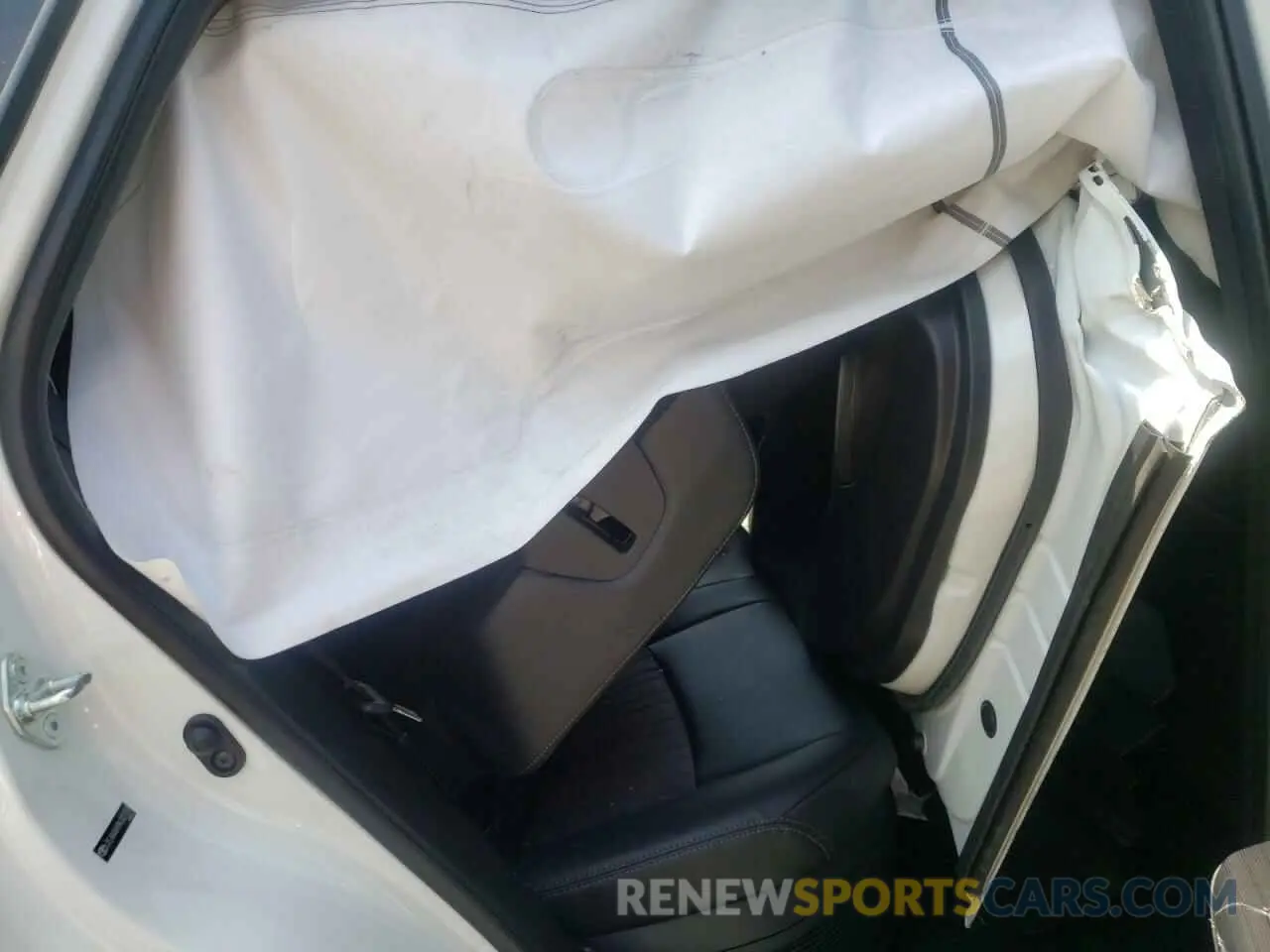 6 Photograph of a damaged car JTEAAAAH0MJ027058 TOYOTA VENZA 2021