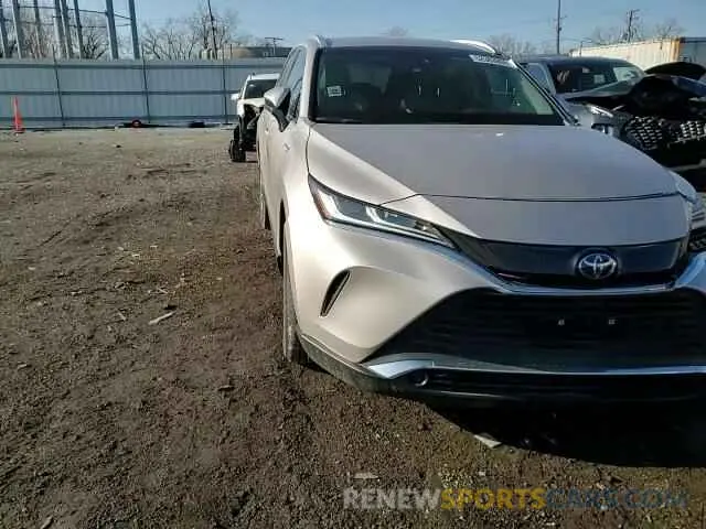 11 Photograph of a damaged car JTEAAAAH0MJ041672 TOYOTA VENZA 2021