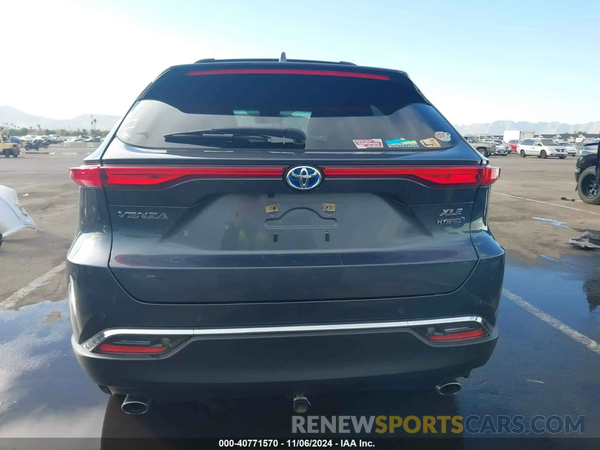 17 Photograph of a damaged car JTEAAAAH0MJ050792 TOYOTA VENZA 2021