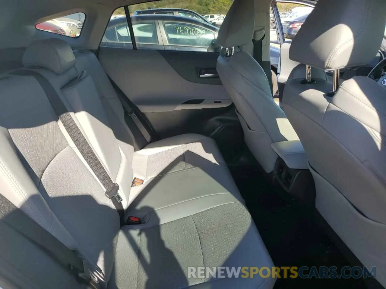 11 Photograph of a damaged car JTEAAAAH0MJ051828 TOYOTA VENZA 2021