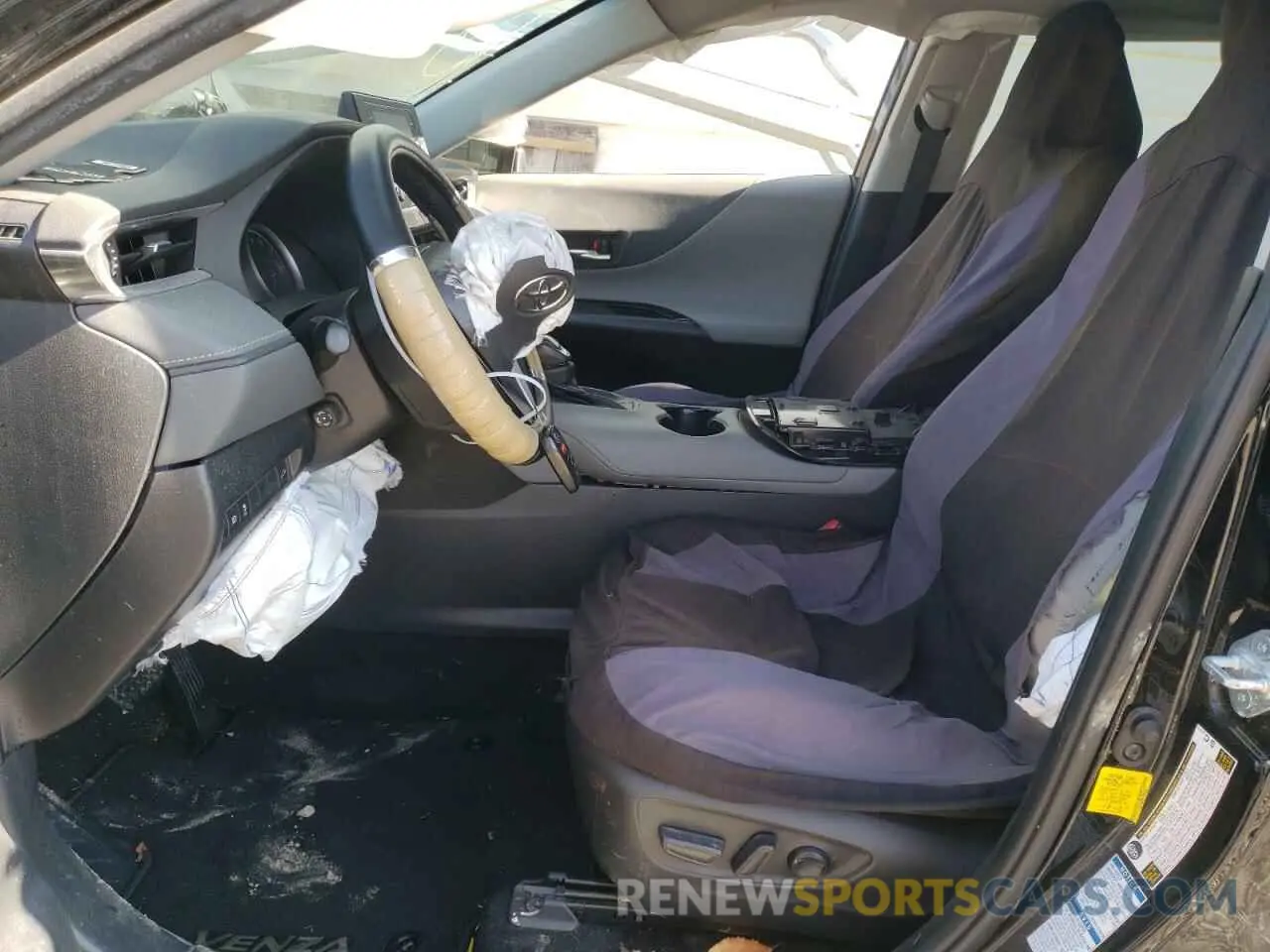 7 Photograph of a damaged car JTEAAAAH0MJ054843 TOYOTA VENZA 2021