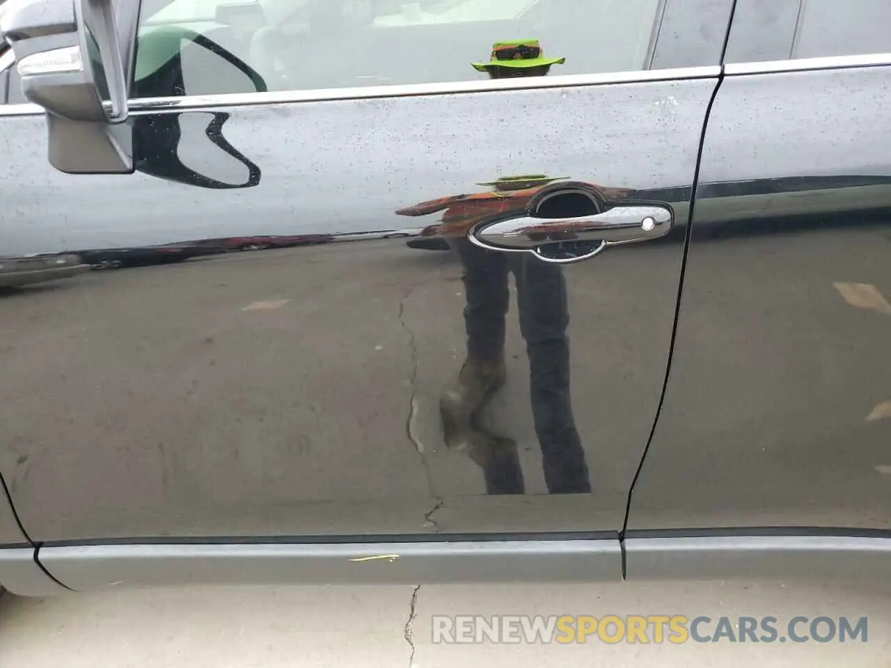 13 Photograph of a damaged car JTEAAAAH1MJ000693 TOYOTA VENZA 2021