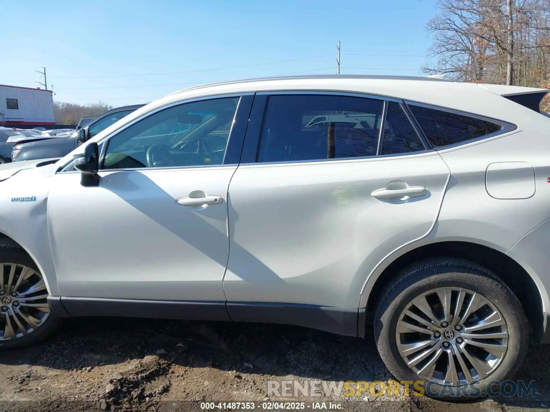 14 Photograph of a damaged car JTEAAAAH1MJ004100 TOYOTA VENZA 2021