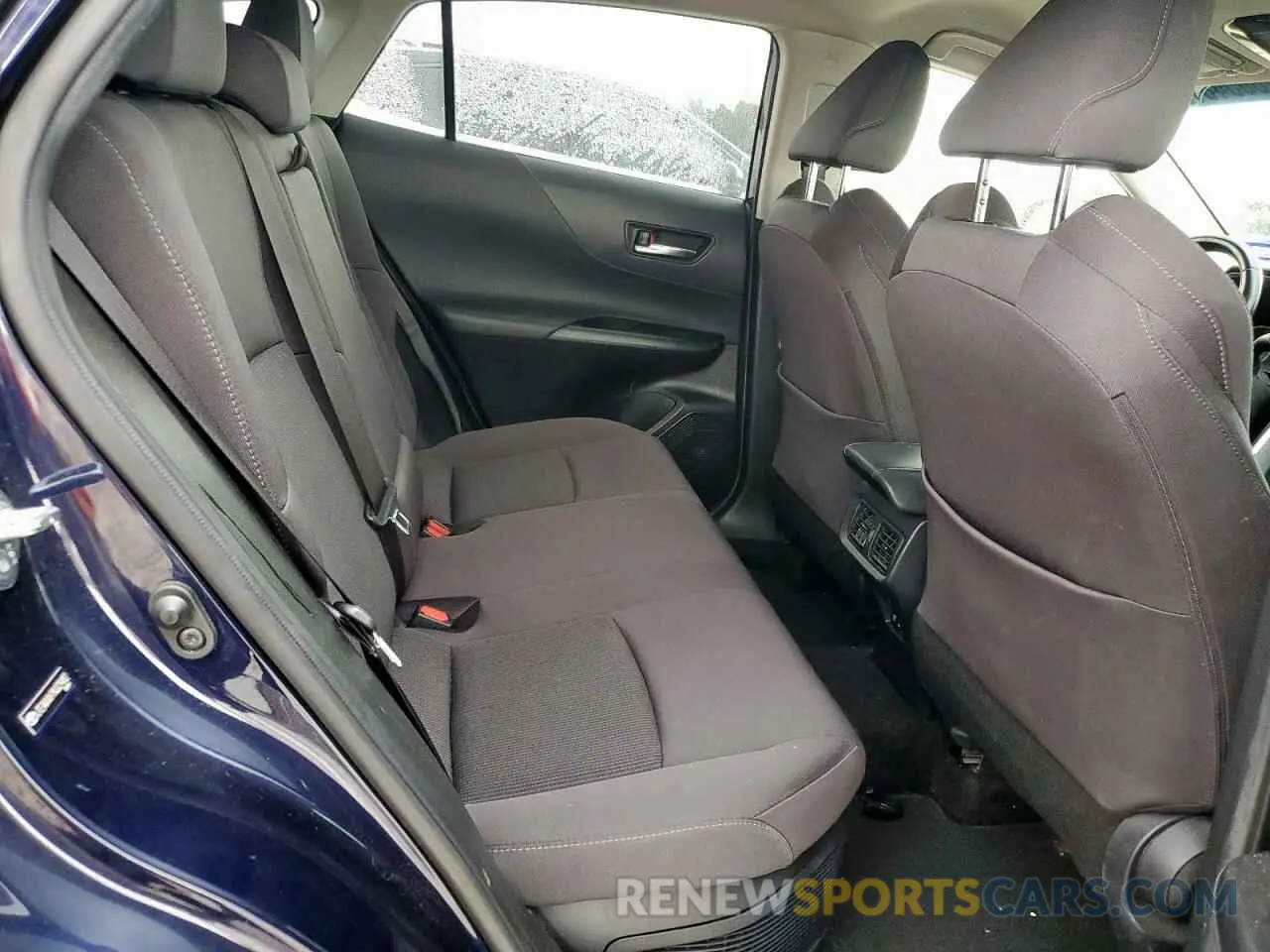 11 Photograph of a damaged car JTEAAAAH1MJ029482 TOYOTA VENZA 2021