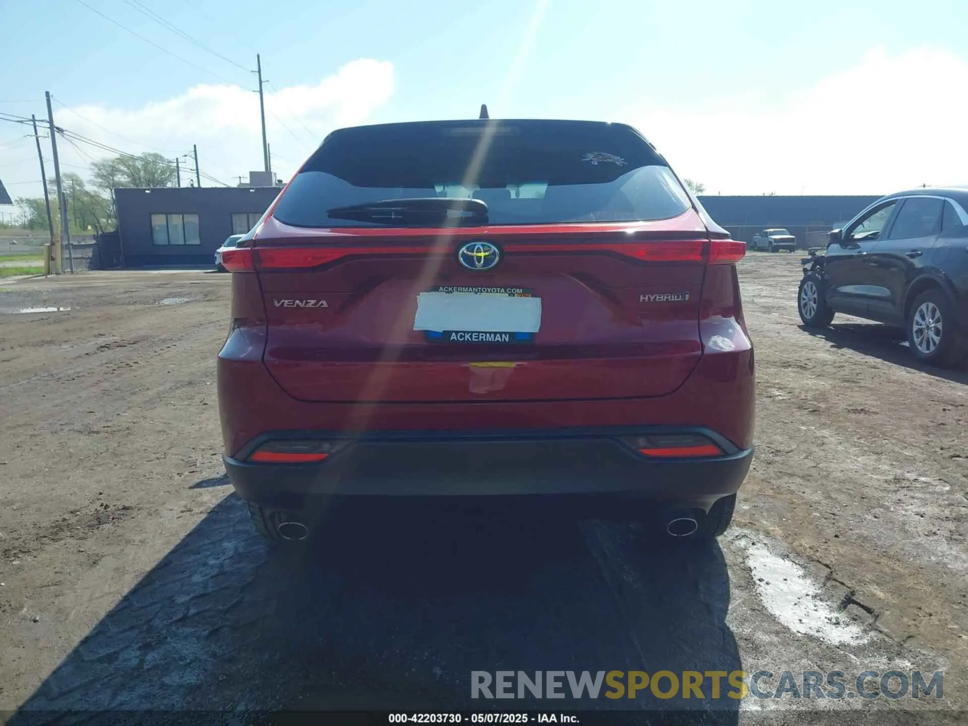 16 Photograph of a damaged car JTEAAAAH1MJ041499 TOYOTA VENZA 2021