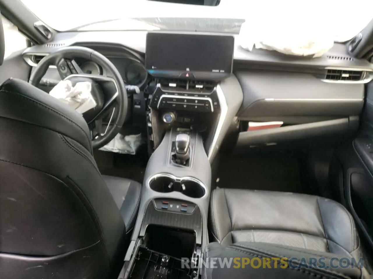 8 Photograph of a damaged car JTEAAAAH1MJ067987 TOYOTA VENZA 2021