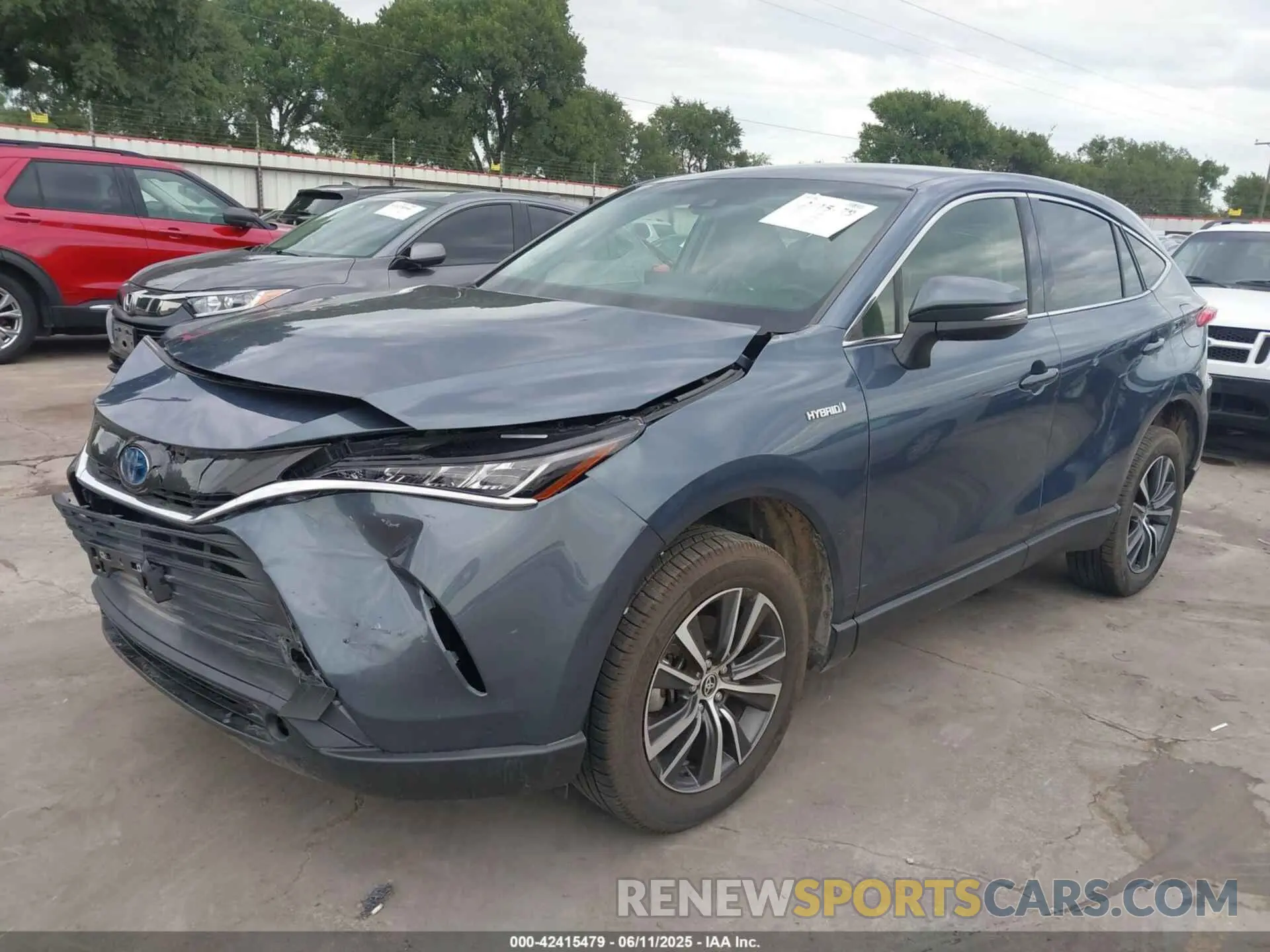 2 Photograph of a damaged car JTEAAAAH1MJ072400 TOYOTA VENZA 2021