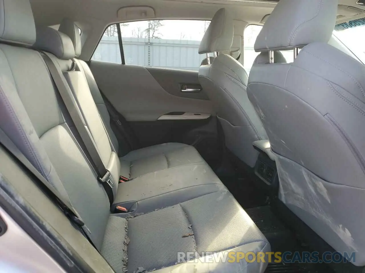 11 Photograph of a damaged car JTEAAAAH2MJ000704 TOYOTA VENZA 2021