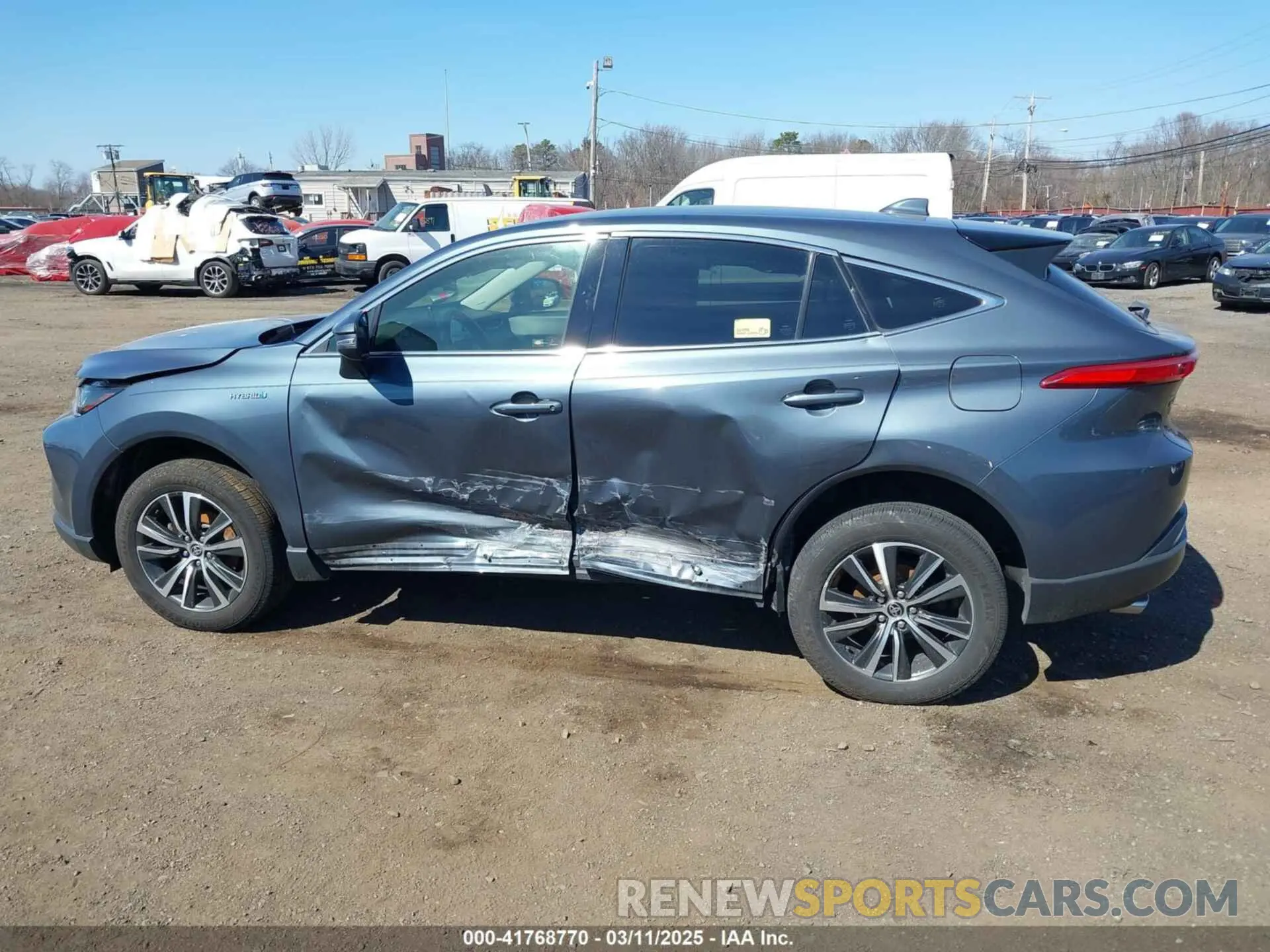 14 Photograph of a damaged car JTEAAAAH2MJ002520 TOYOTA VENZA 2021