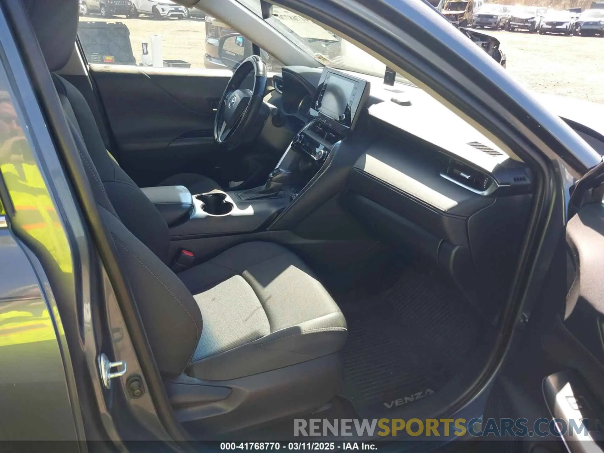 5 Photograph of a damaged car JTEAAAAH2MJ002520 TOYOTA VENZA 2021