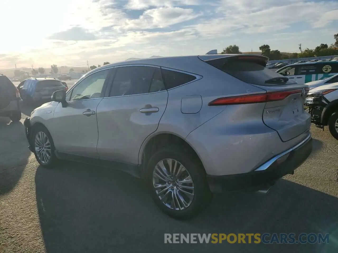 2 Photograph of a damaged car JTEAAAAH2MJ003991 TOYOTA VENZA 2021