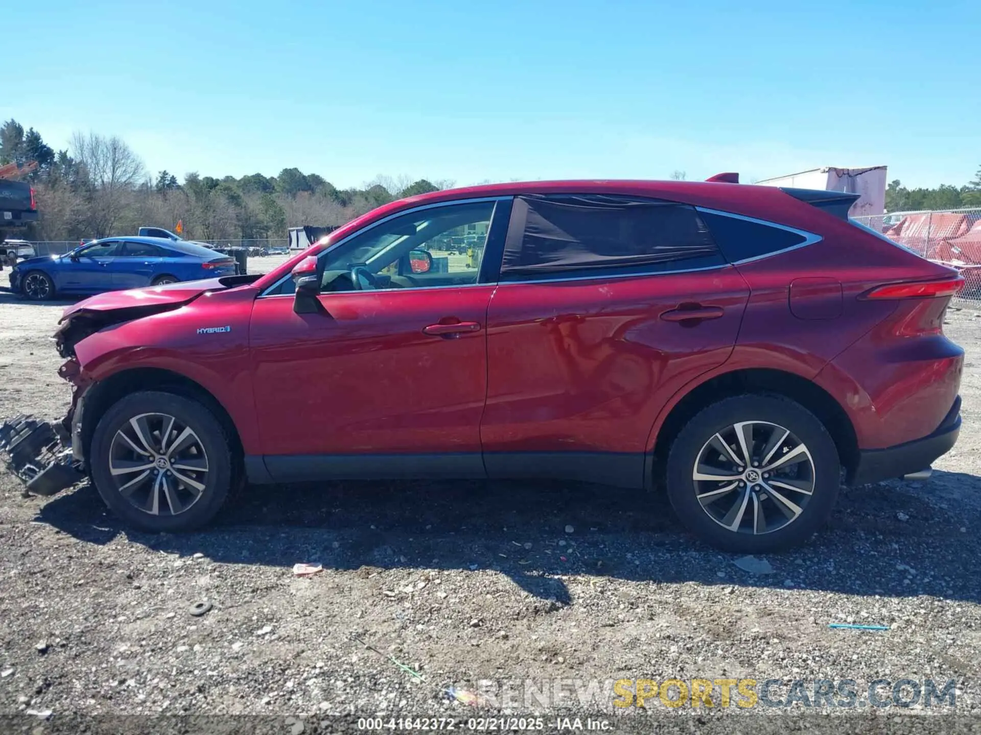 14 Photograph of a damaged car JTEAAAAH2MJ006695 TOYOTA VENZA 2021