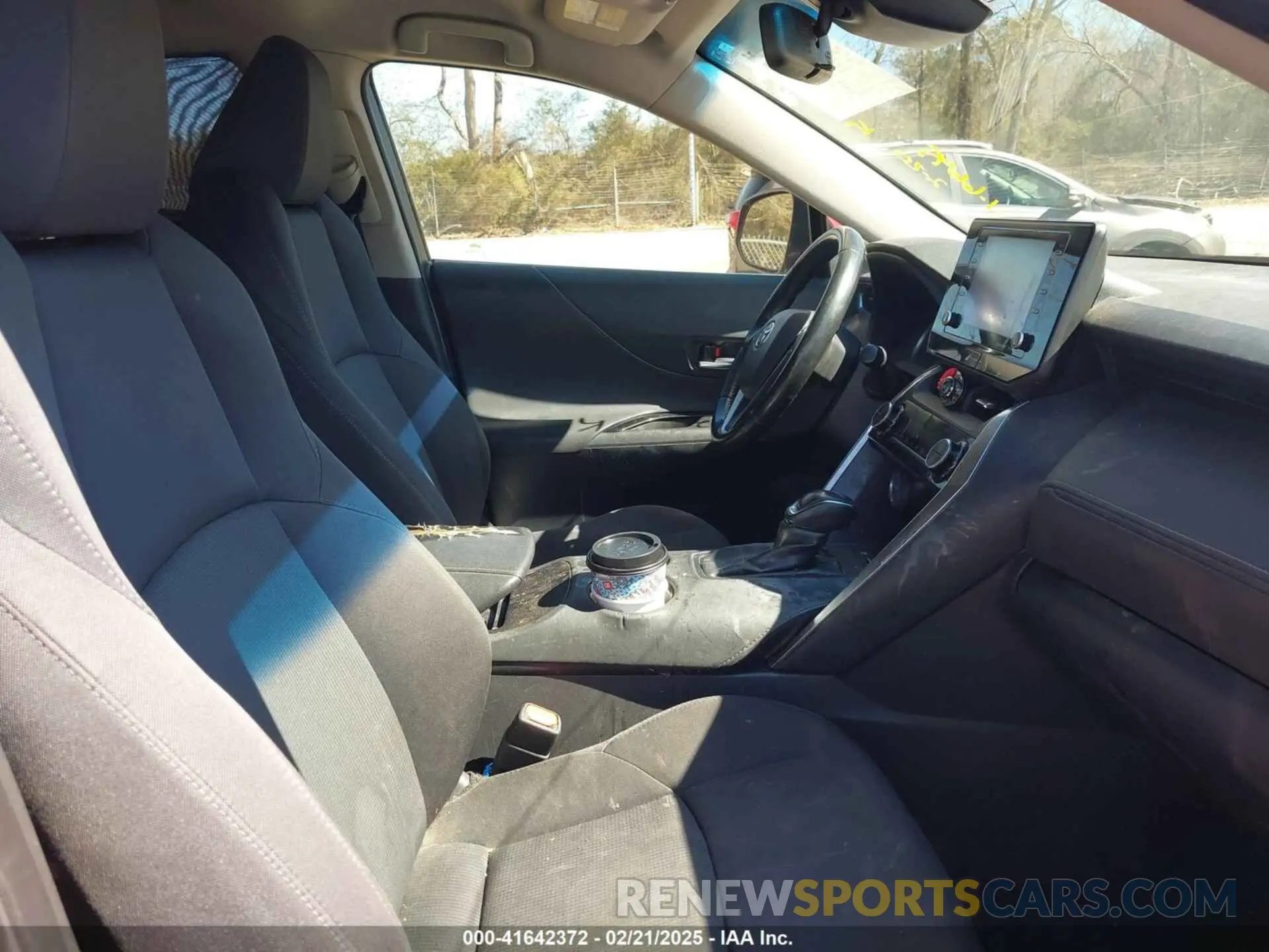 5 Photograph of a damaged car JTEAAAAH2MJ006695 TOYOTA VENZA 2021