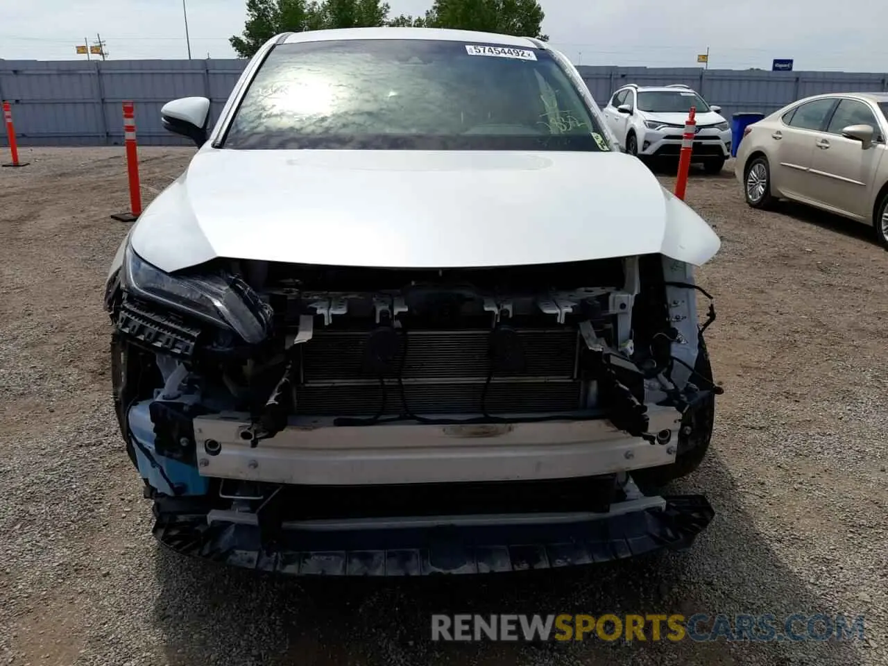 9 Photograph of a damaged car JTEAAAAH2MJ062832 TOYOTA VENZA 2021